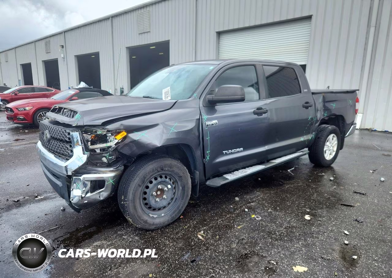 2018 Toyota Tundra Crewmax Sr5