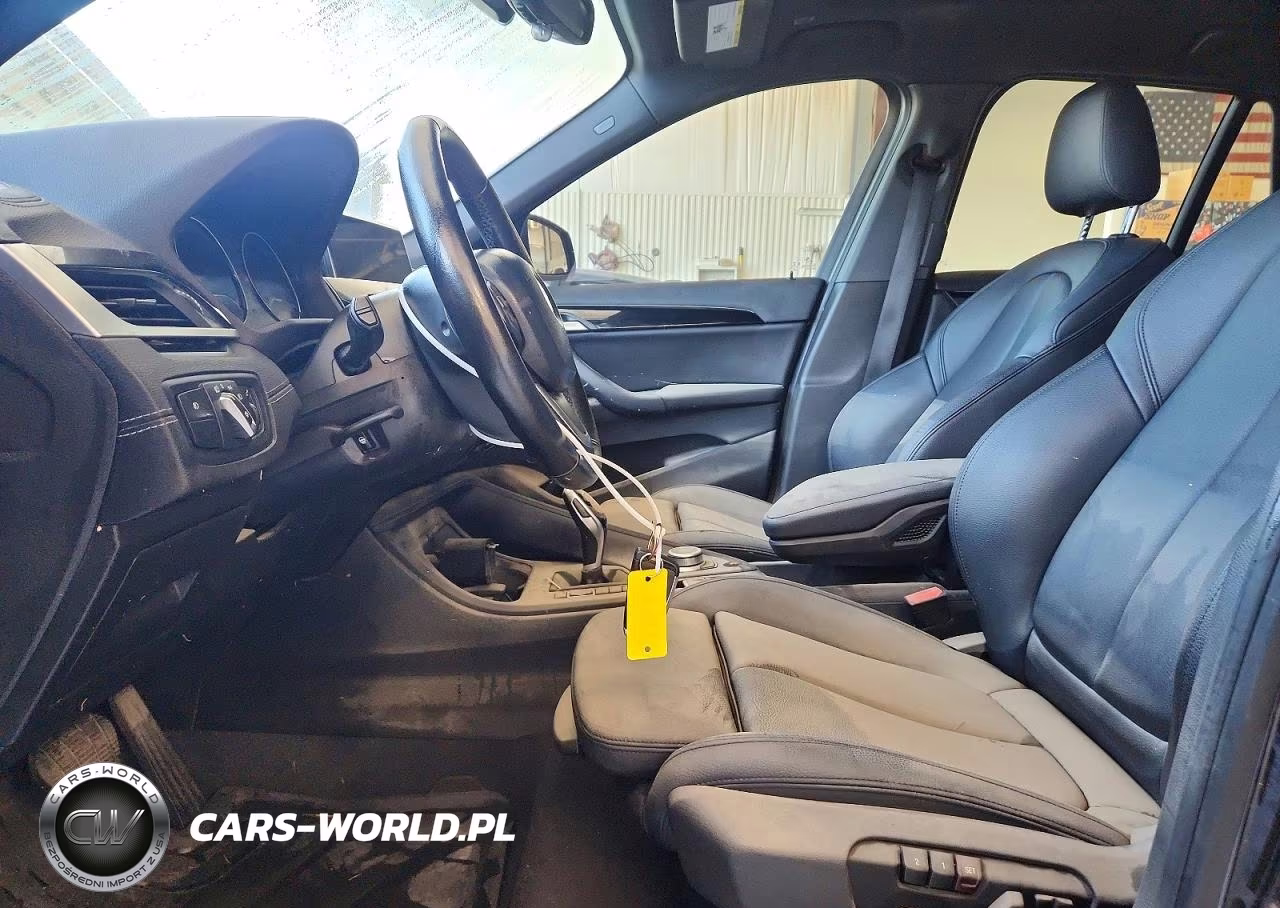 2020 BMW X1 xDrive28I VIN:WBXJG9C02L3L57606 - 7