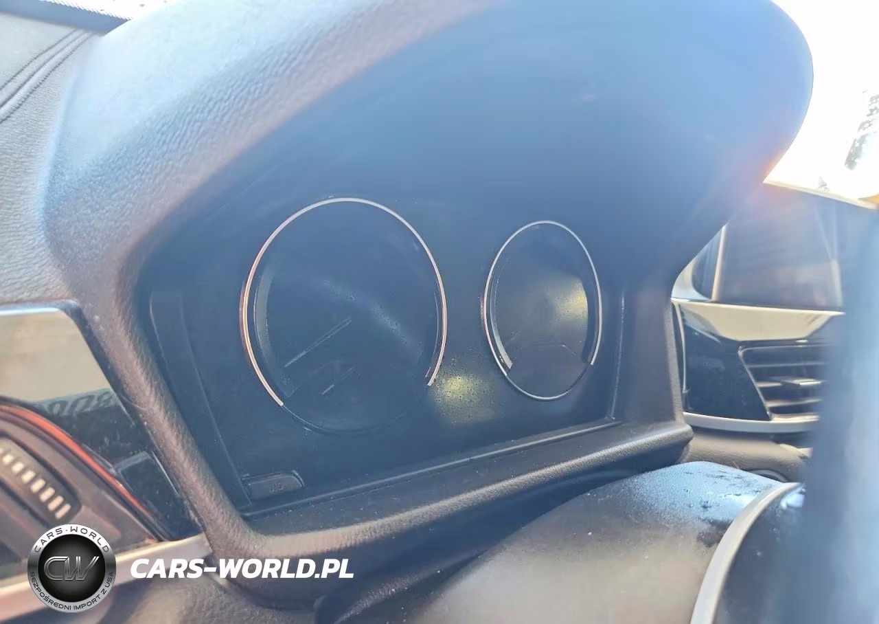 2020 BMW X1 xDrive28I VIN:WBXJG9C02L3L57606 - 9