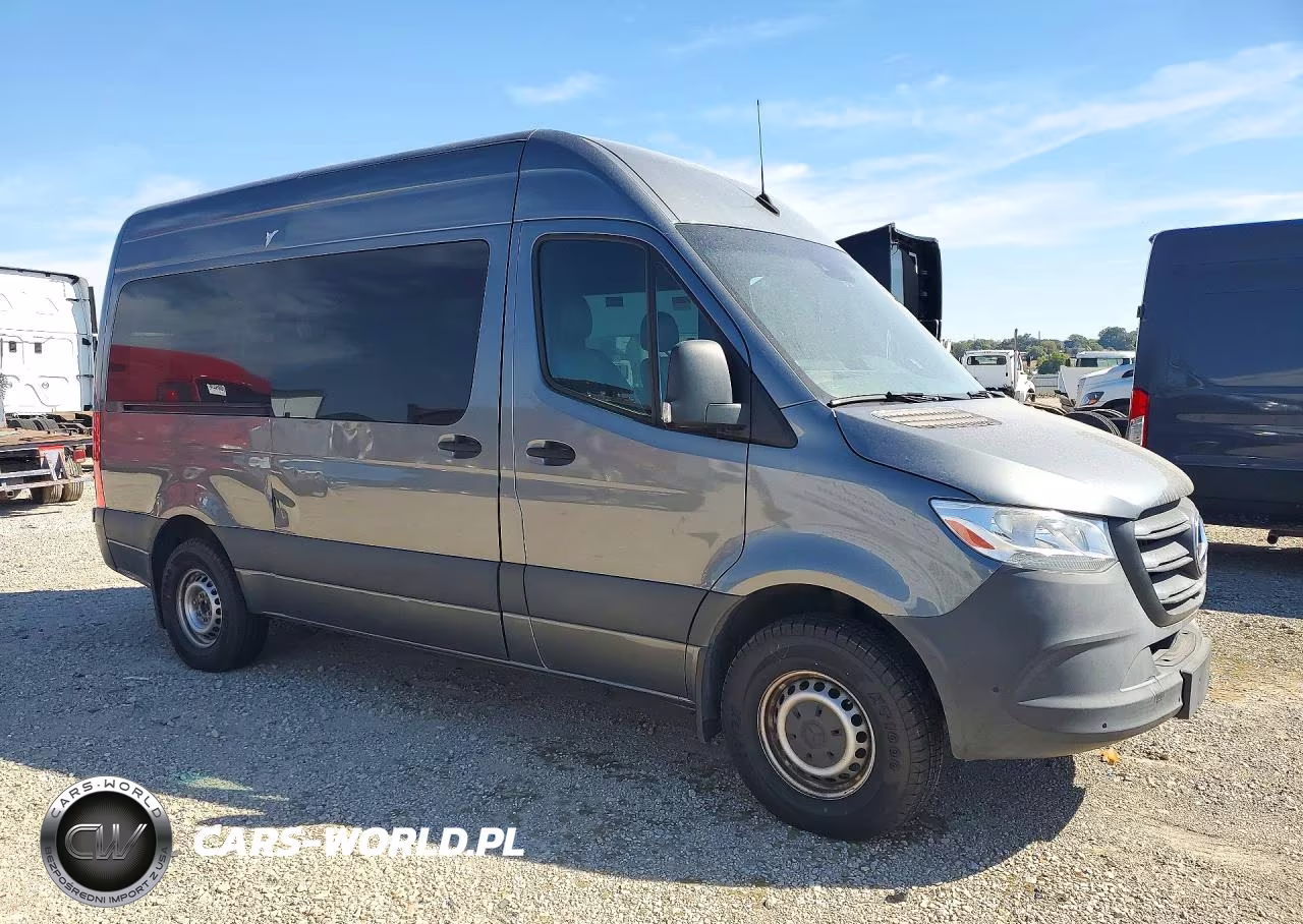 2019 Mercedes-Benz Sprinter 2500 VIN:W1Z4EFHY3KP196419 - 4