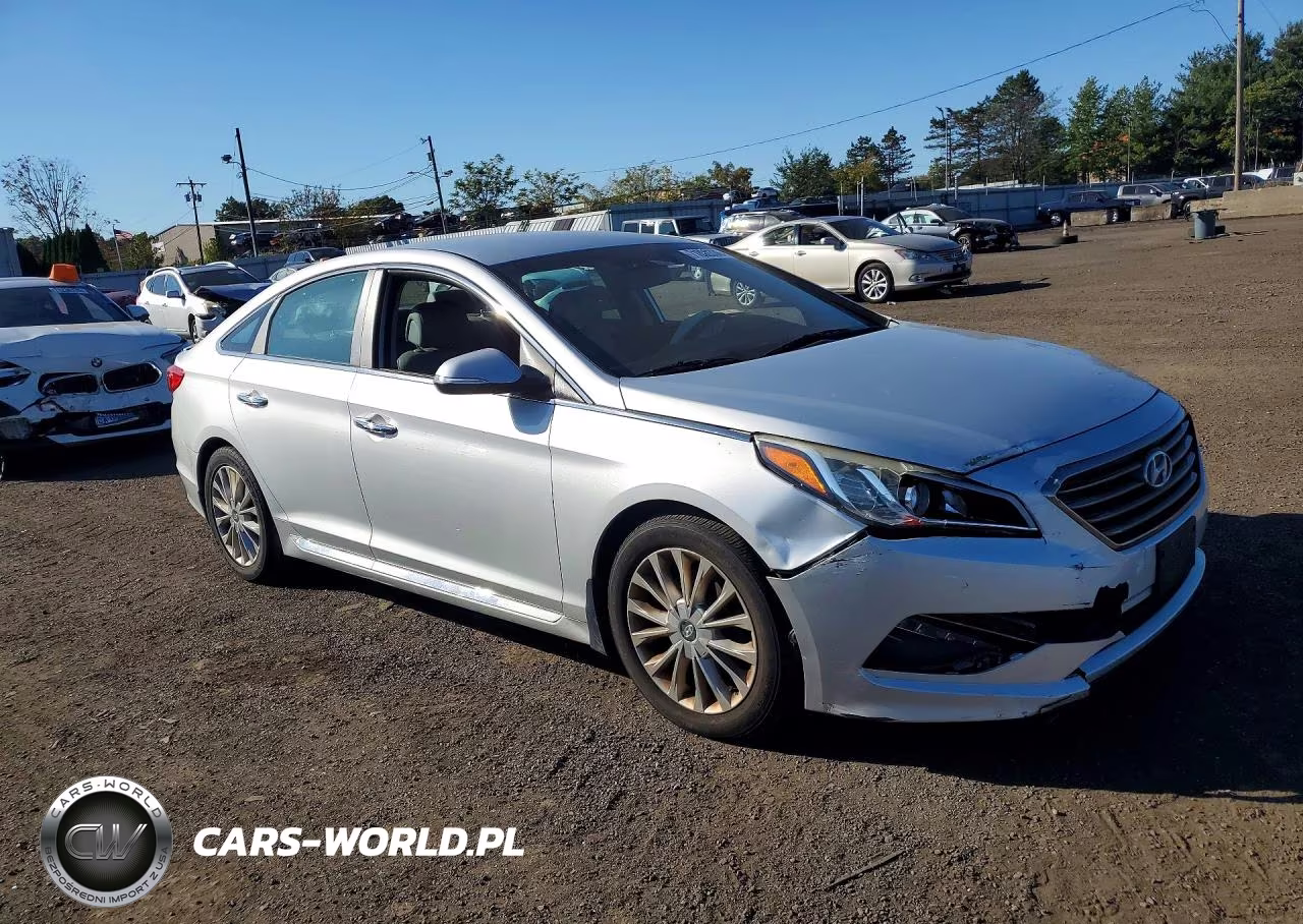 2015 Hyundai Sonata Limited VIN:5NPE34AF4FH200804 - 4