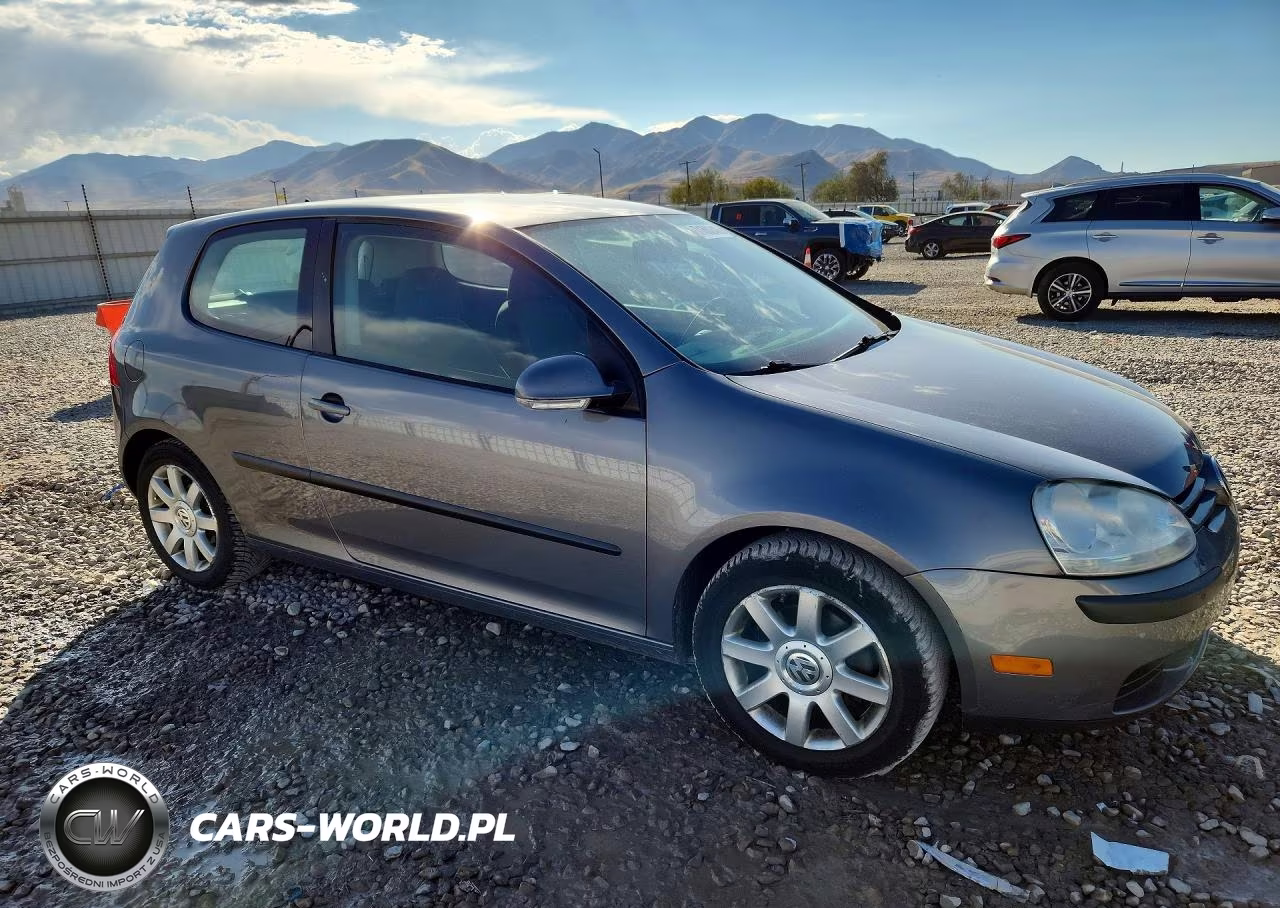 2008 Volkswagen Rabbit VIN:WVWAA71K78W281961 - 4