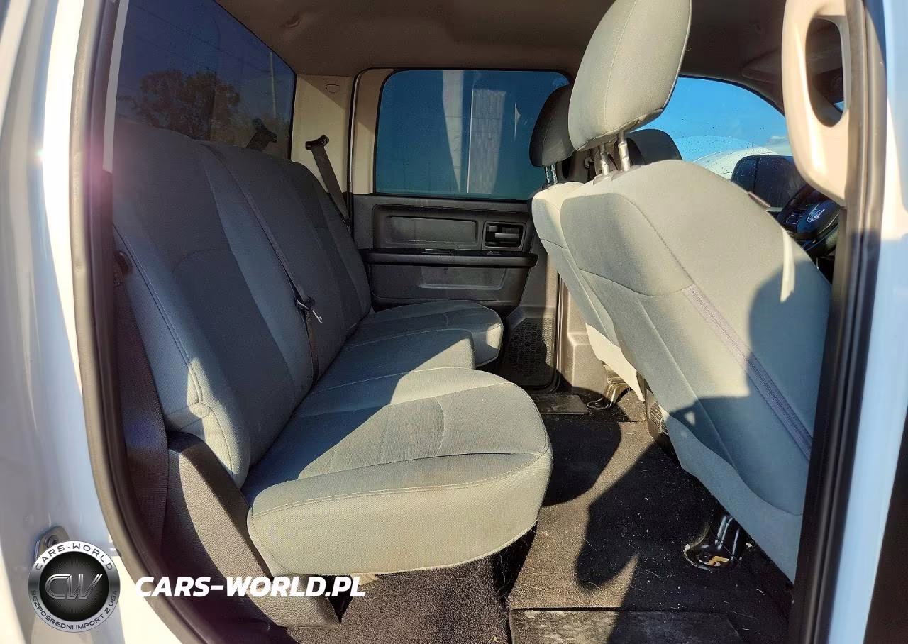 2018 Ram 2500 St VIN:3C6UR5CLXJG403739 - 10
