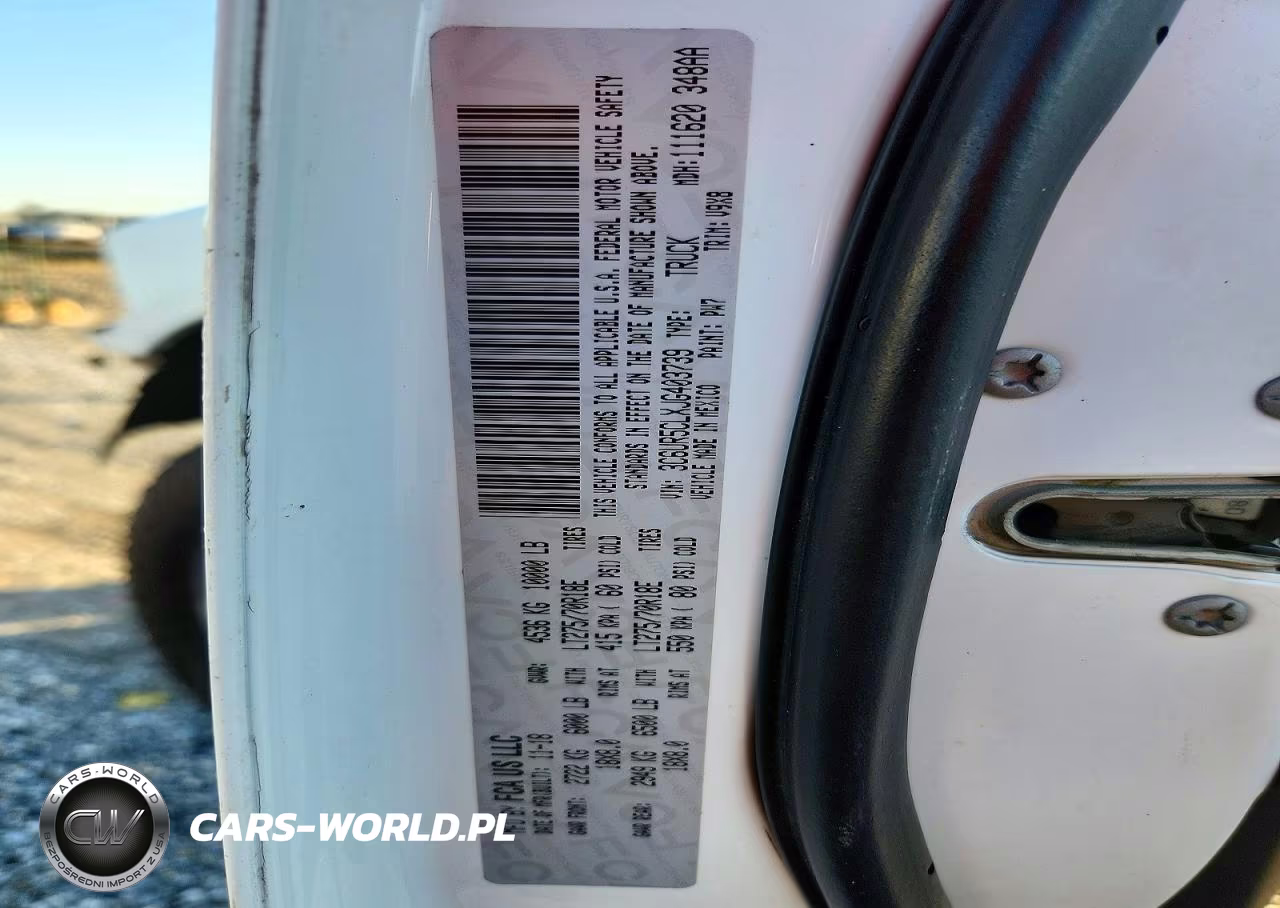 2018 Ram 2500 St VIN:3C6UR5CLXJG403739 - 12