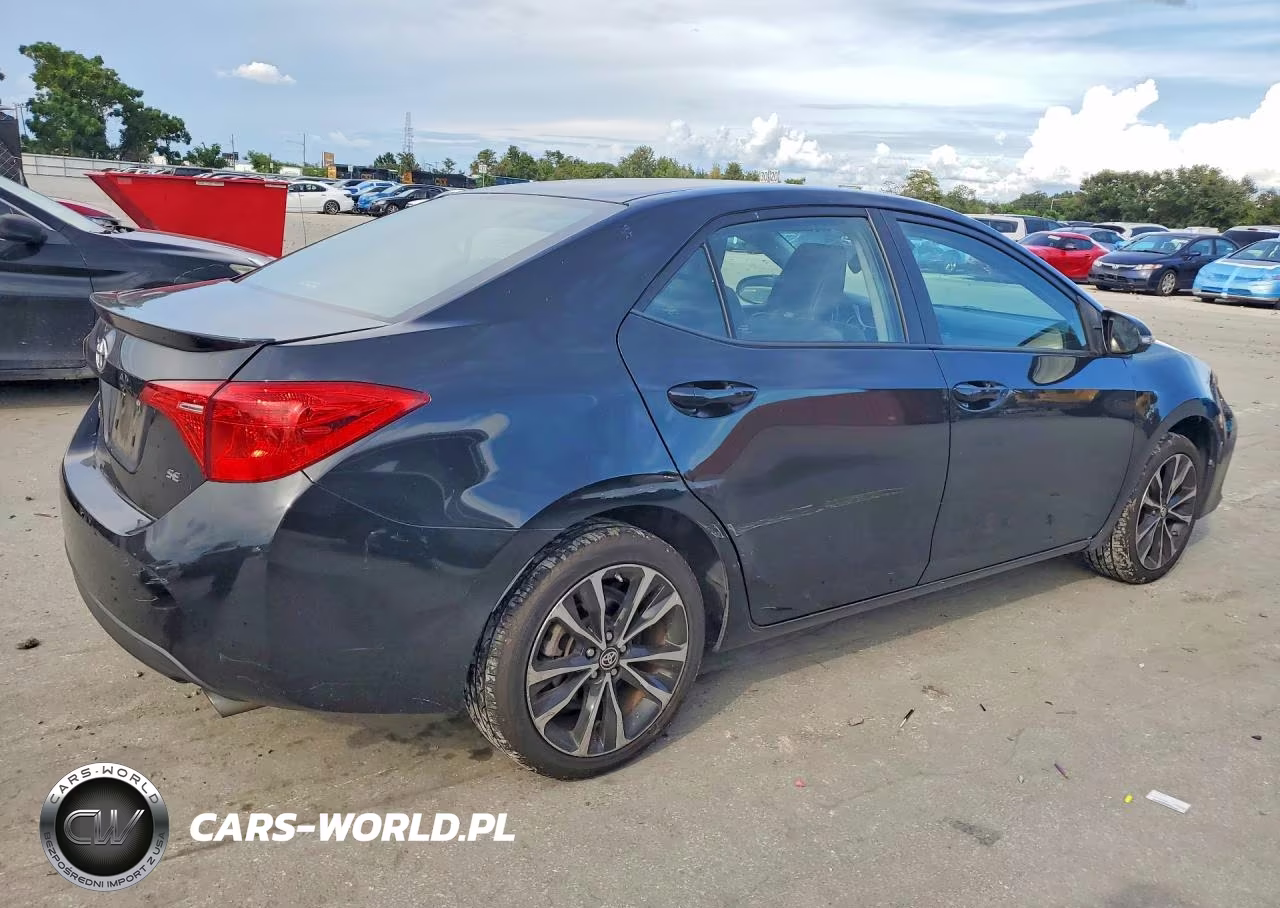 2019 Toyota Corolla Se VIN:5YFBURHE4KP911751 - 3