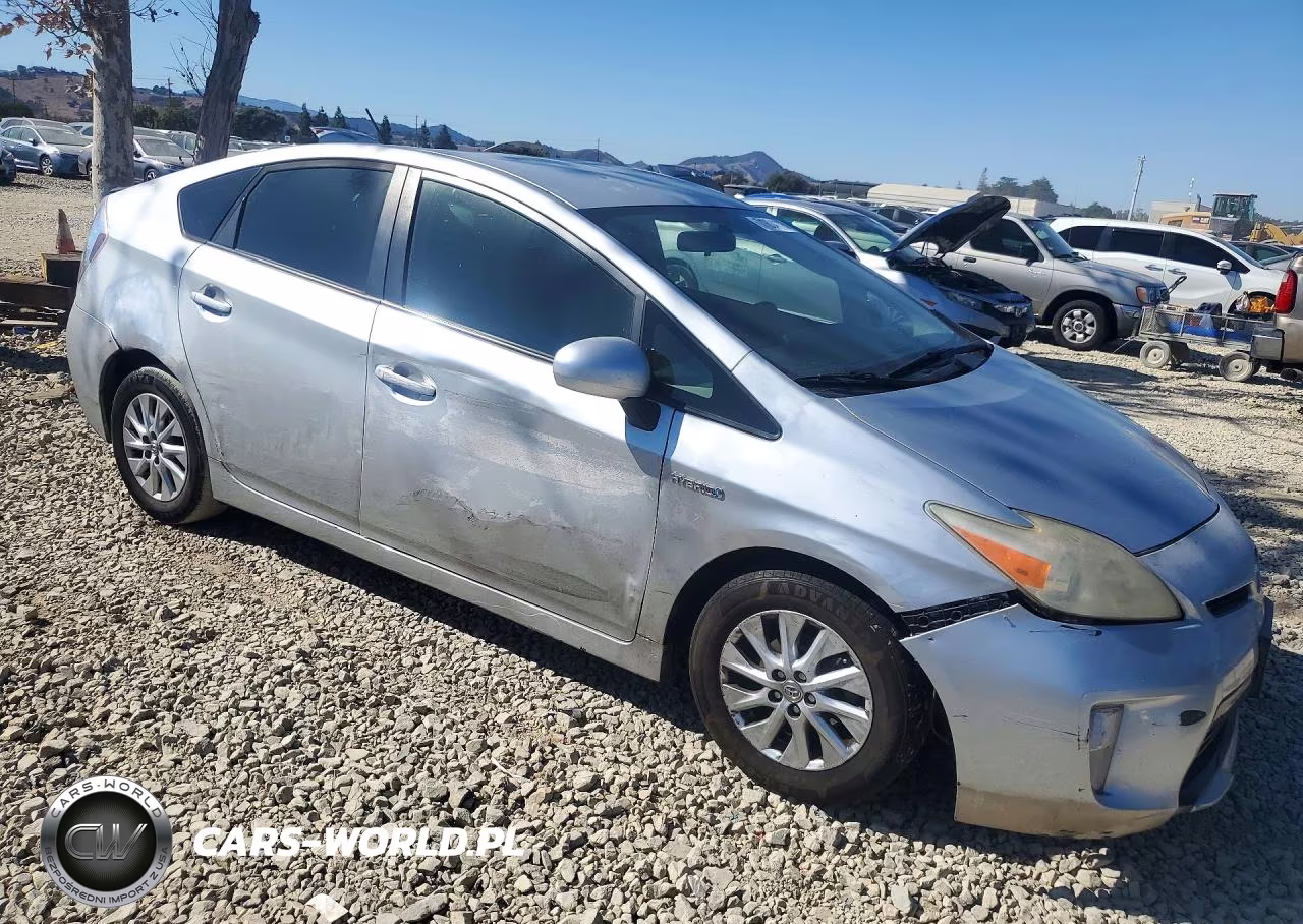 2012 Toyota Prius Two VIN:JTDKN3DU2C5450457 - 4