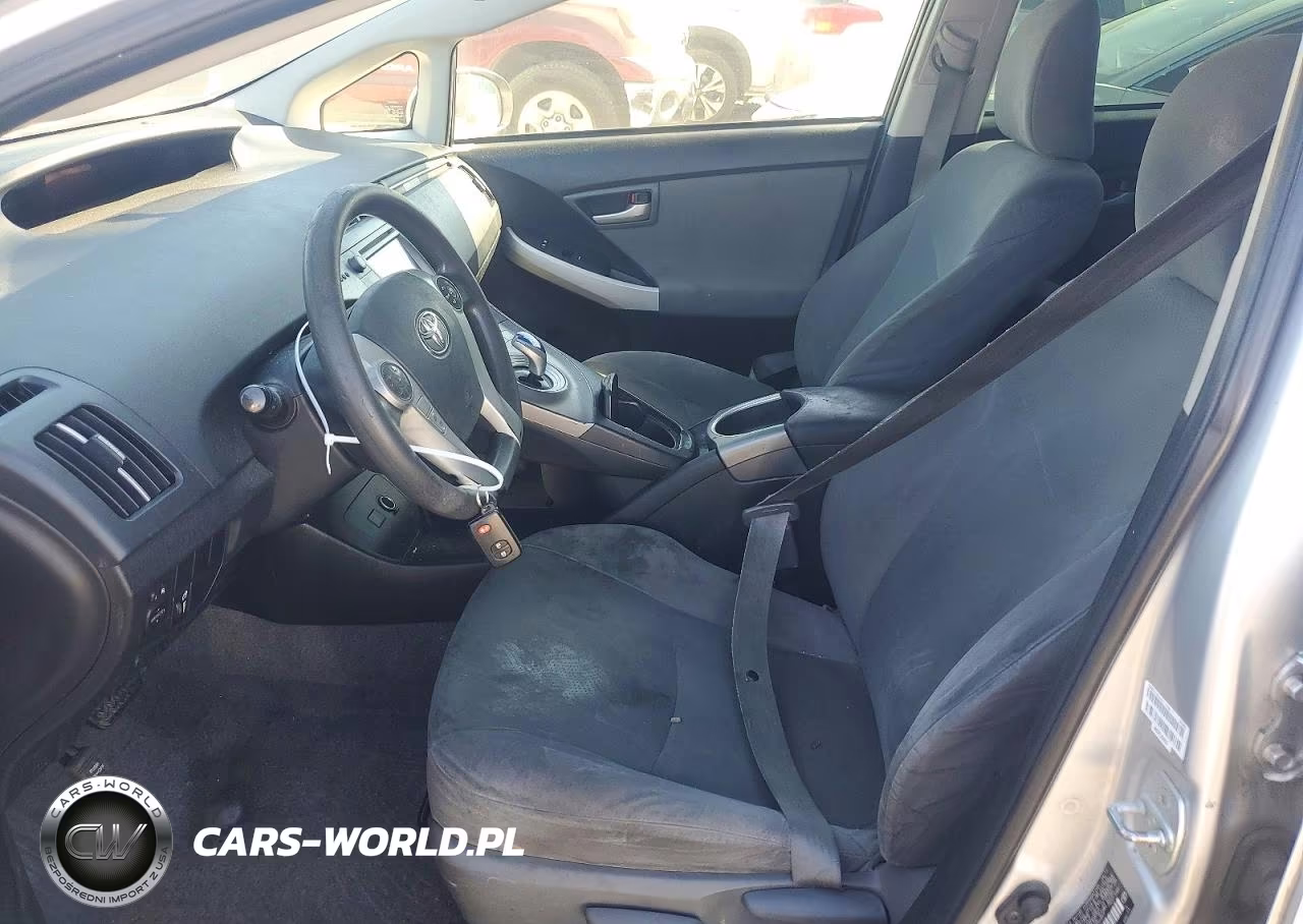 2012 Toyota Prius Two VIN:JTDKN3DU2C5450457 - 7