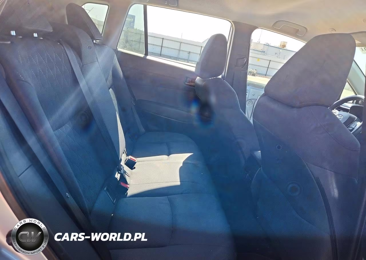 2024 Toyota Corolla Cross Le VIN:7MUCAAAG2RV080736 - 10