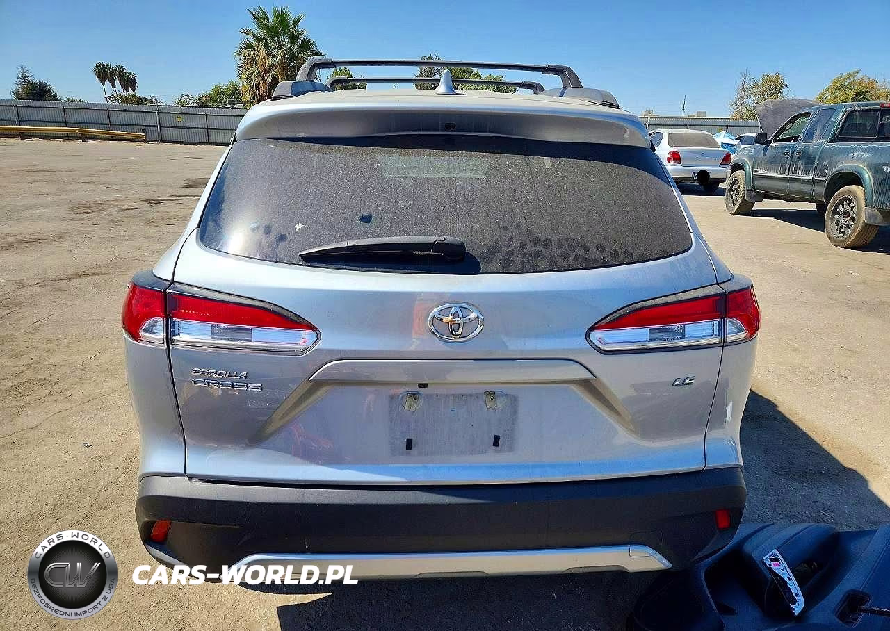 2024 Toyota Corolla Cross Le VIN:7MUCAAAG2RV080736 - 6