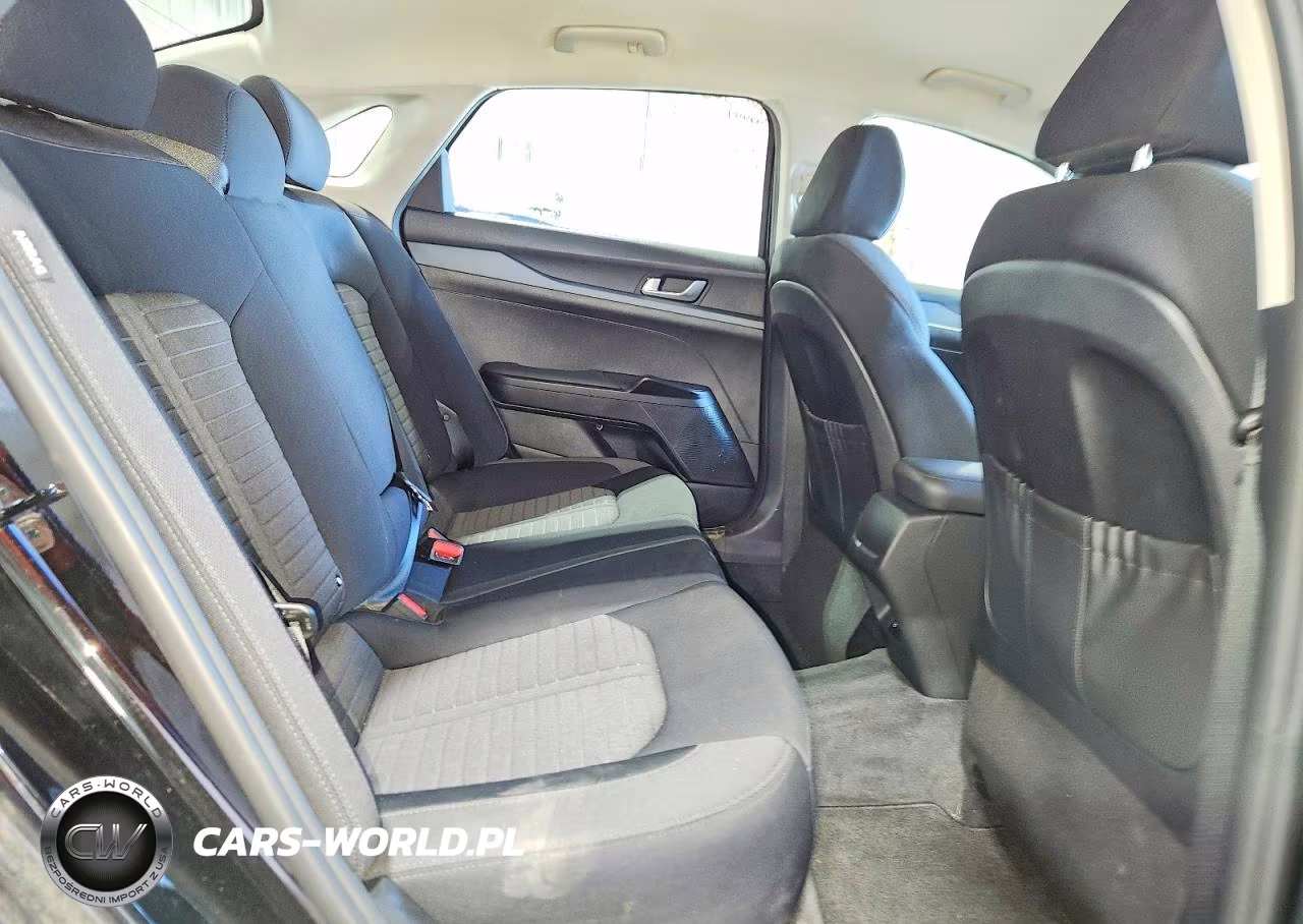 2025 Kia K5 Lxs VIN:KNAG24J79S5383368 - 10