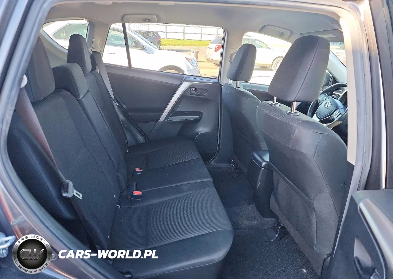 2018 Toyota Rav4 Le VIN:JTMBFREV8JJ198662 - 11