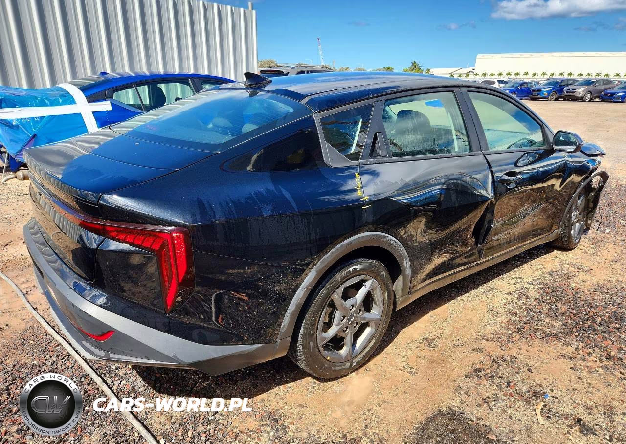 2025 Kia K4 Lxs VIN:3KPFT4DE7SE054100 - 3