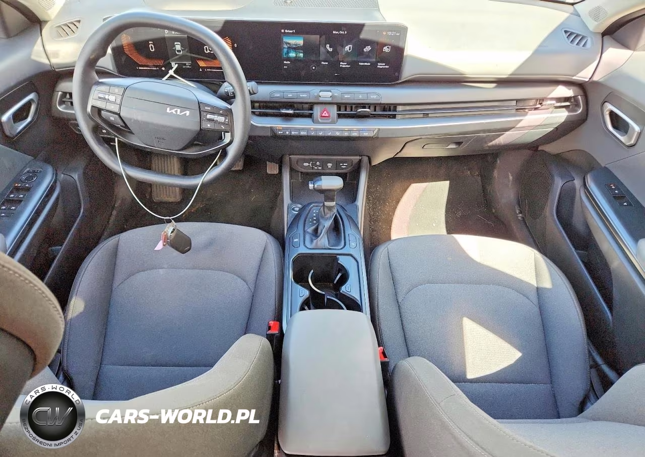 2025 Kia K4 Lxs VIN:3KPFT4DE7SE054100 - 8