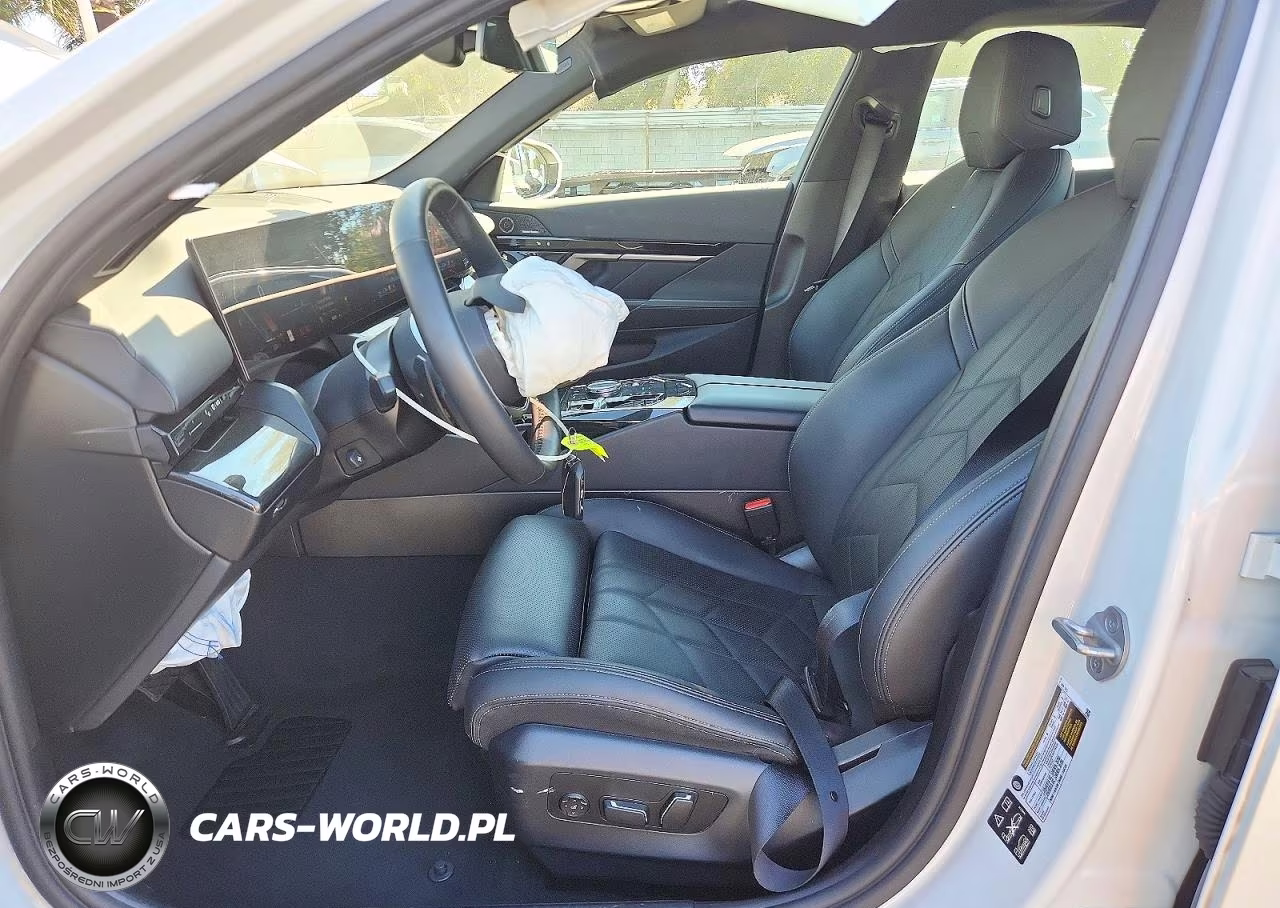 2026 BMW 530 Xi VIN:WBA53FJ09TCV04402 - 7