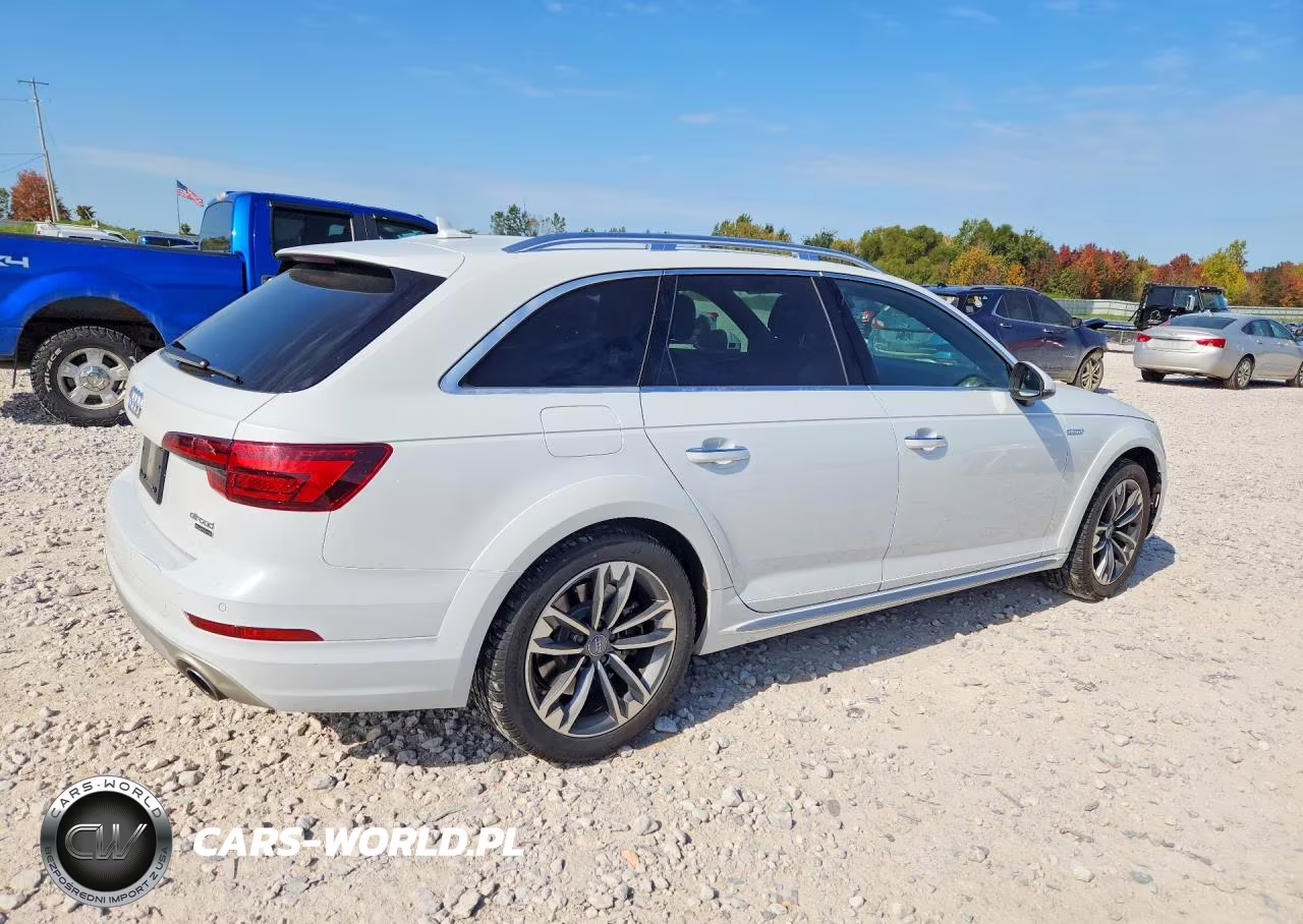 2018 Audi A4 Allroad Premium Plus VIN:WA18NAF44JA100113 - 3