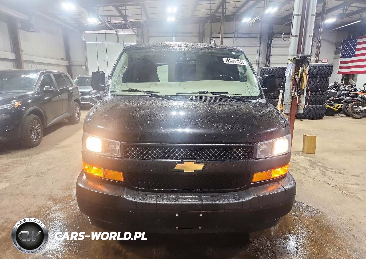 2023 Chevrolet Express G2500 Delivery Van VIN:1GCWGAFP6P1100348 - 5