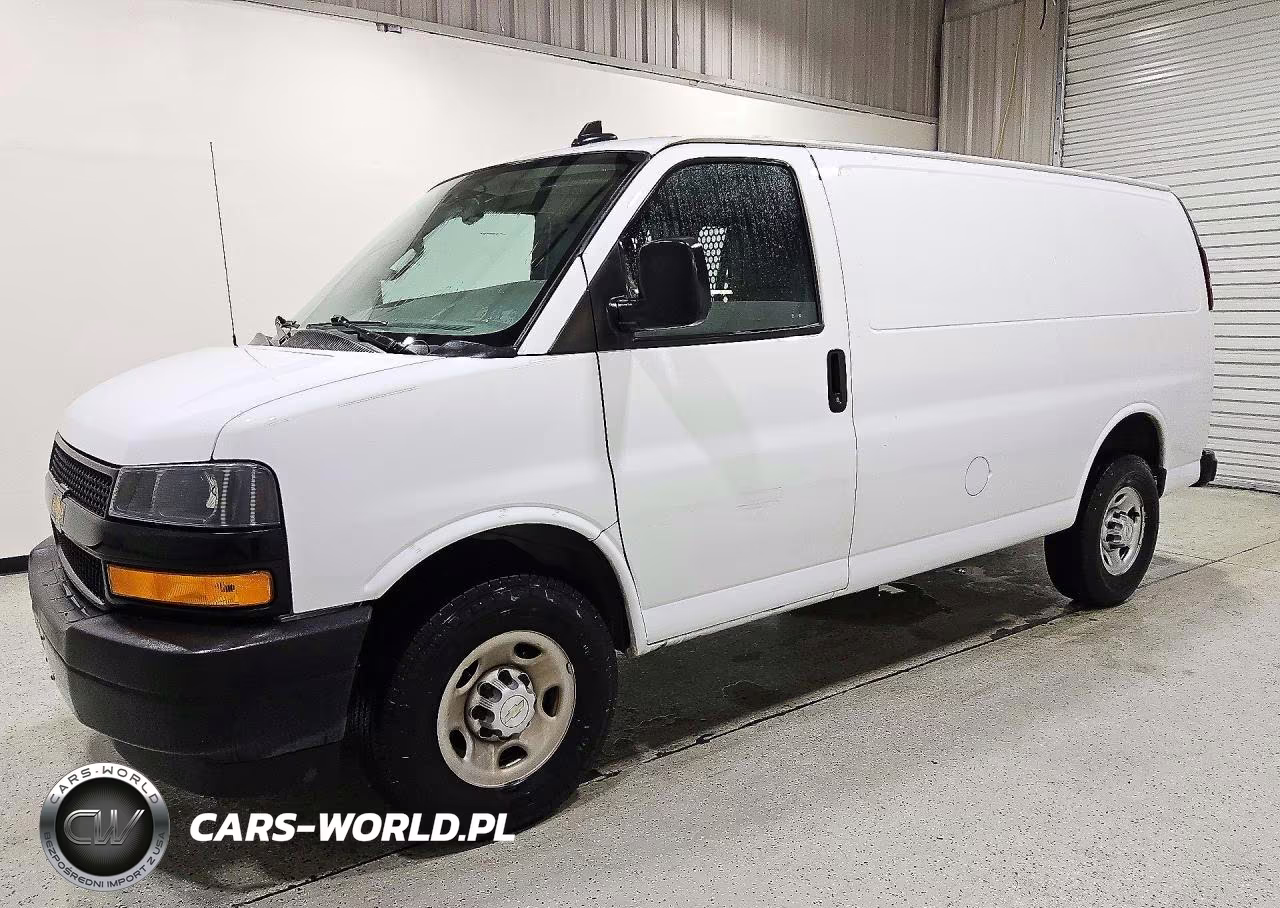 2022 Chevrolet Express G2500