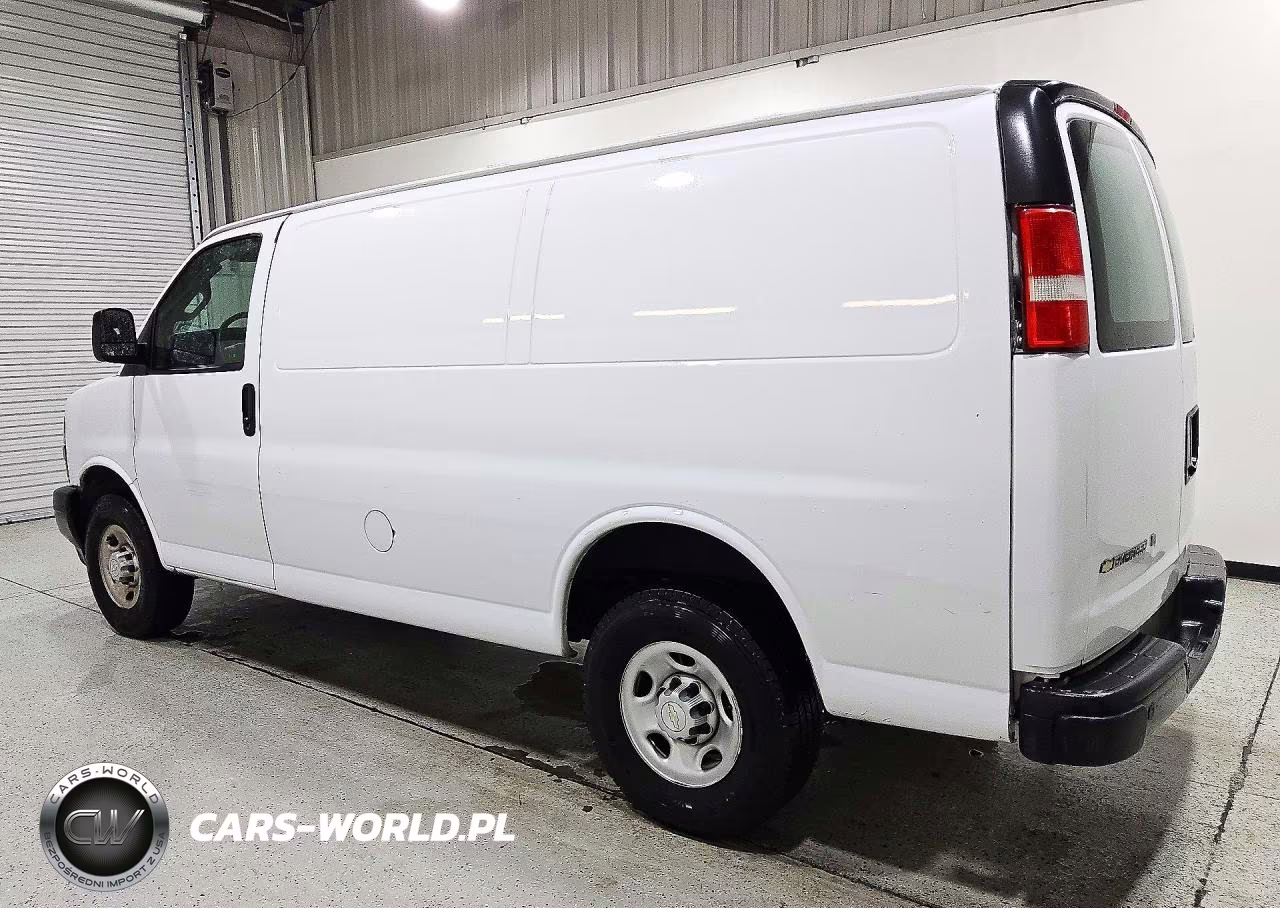 2022 Chevrolet Express G2500 VIN:1GCWGAFP8N1217250 - 2