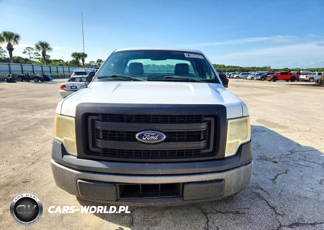2014 Ford F150 VIN:1FTMF1CM4EKF55601 - 5