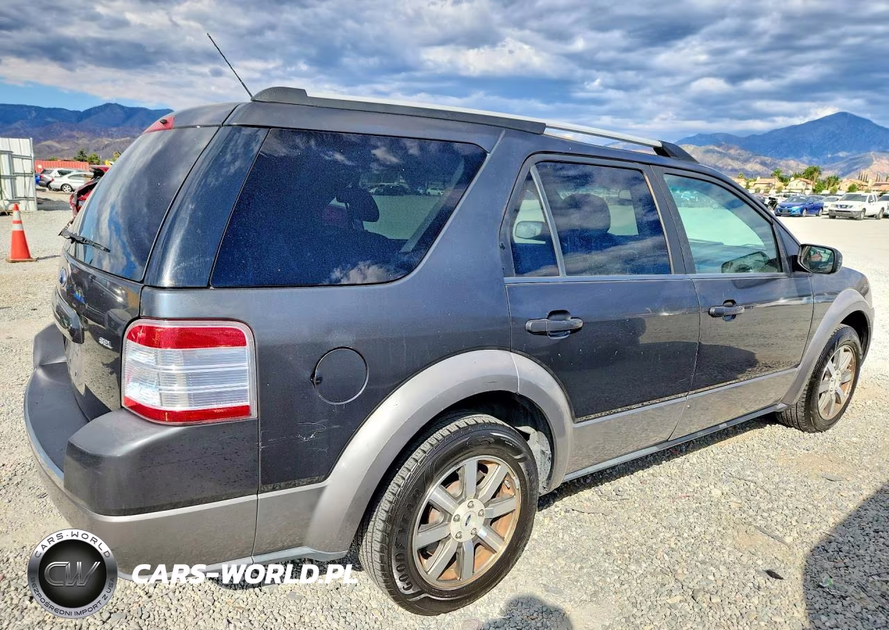 2008 Ford Taurus X Sel VIN:1FMDK02W28GA01906 - 3