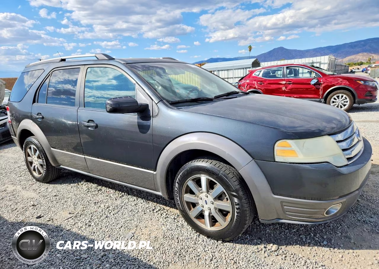 2008 Ford Taurus X Sel VIN:1FMDK02W28GA01906 - 4
