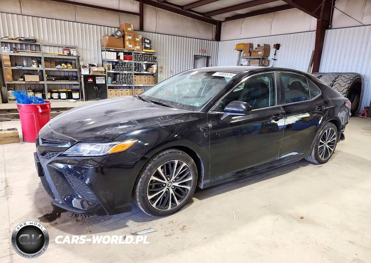 2018 Toyota Camry Se VIN:4T1B11HK8JU527257 - 1