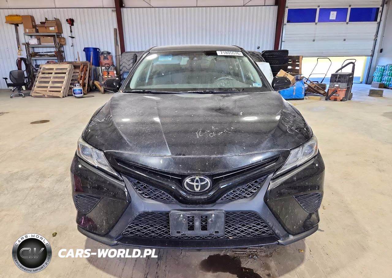 2018 Toyota Camry Se VIN:4T1B11HK8JU527257 - 5