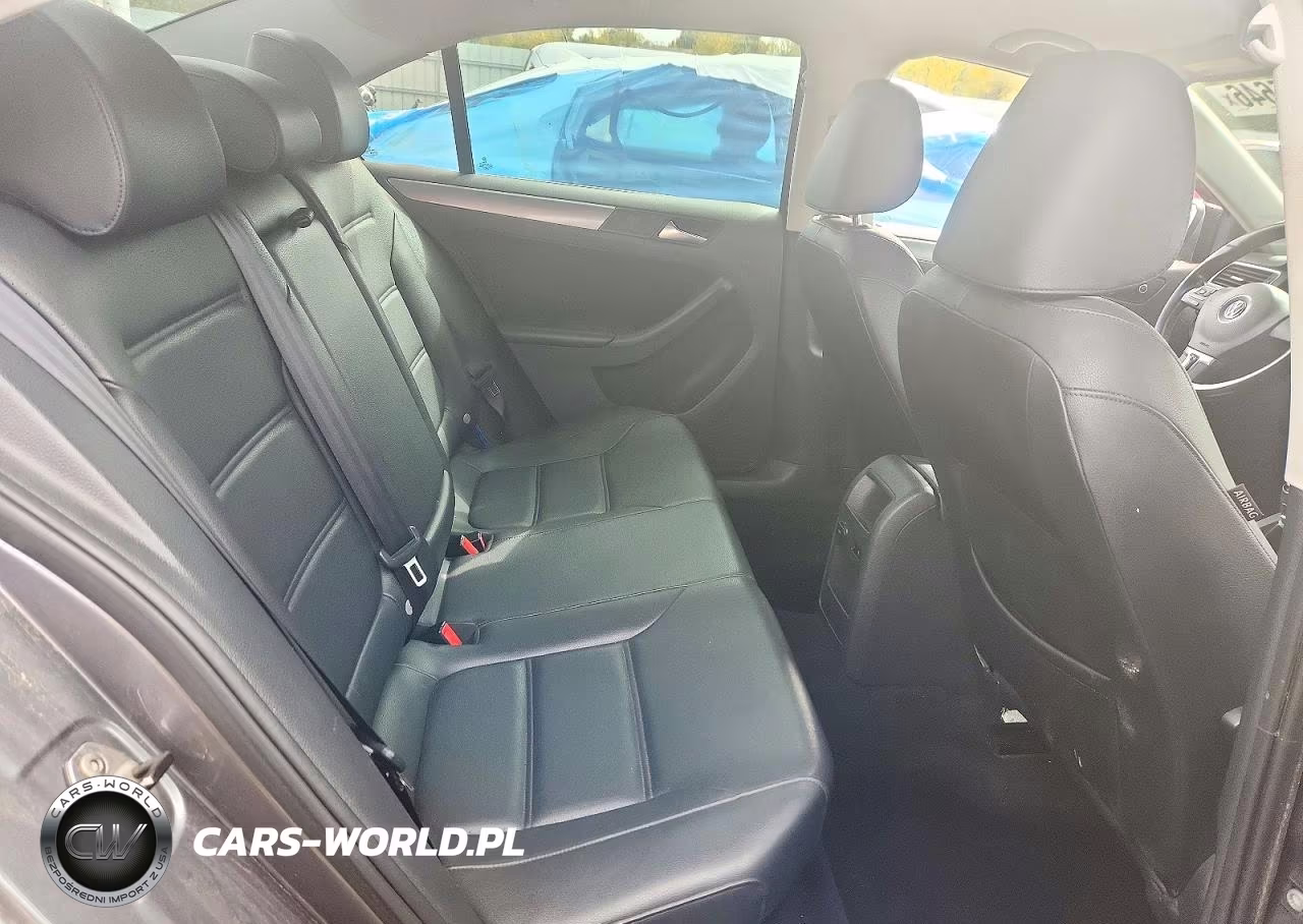 2014 Volkswagen Jetta Tdi VIN:3VW3L7AJ3EM328356 - 10