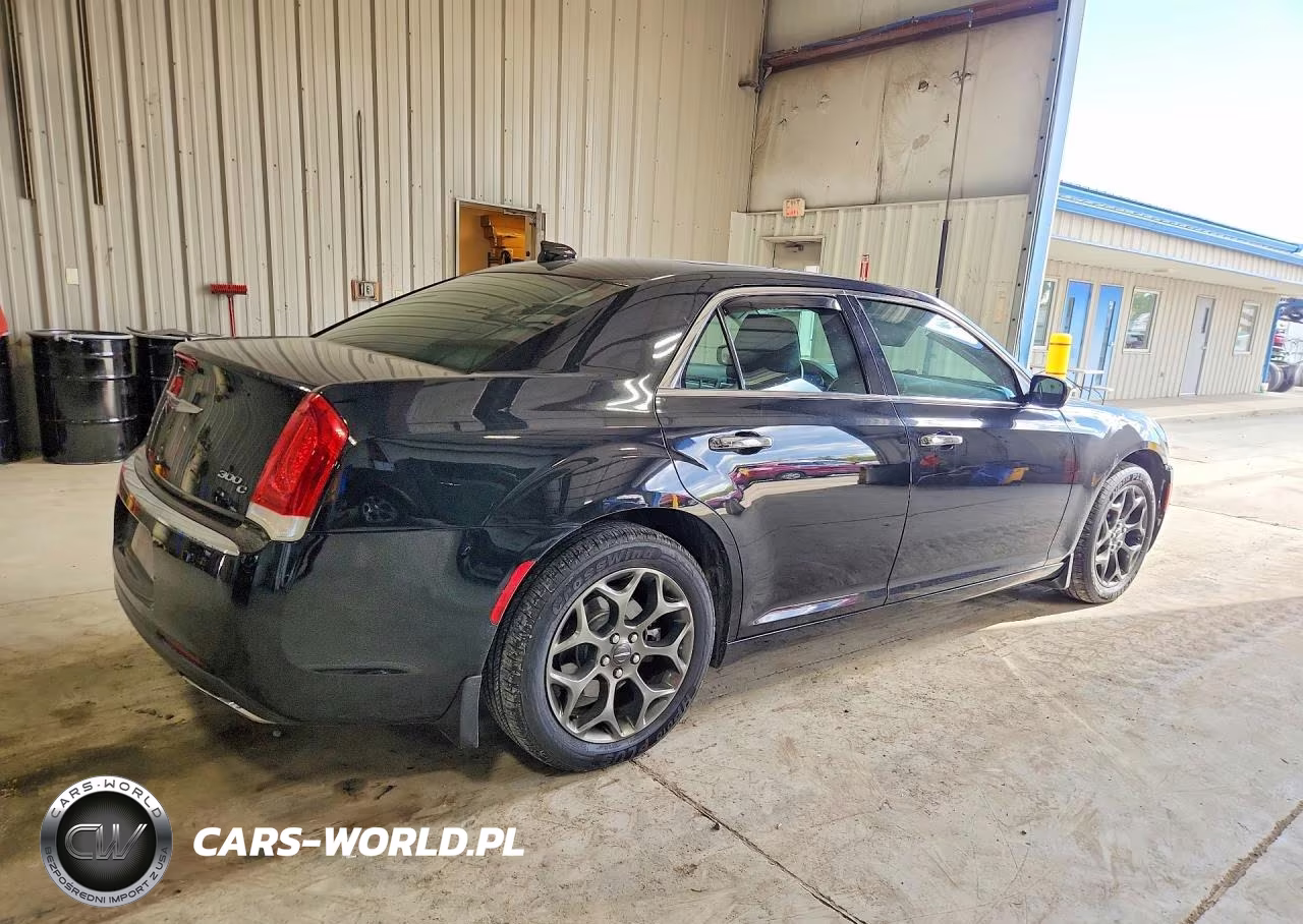 2016 Chrysler 300C VIN:2C3CCAKG9GH244258 - 3