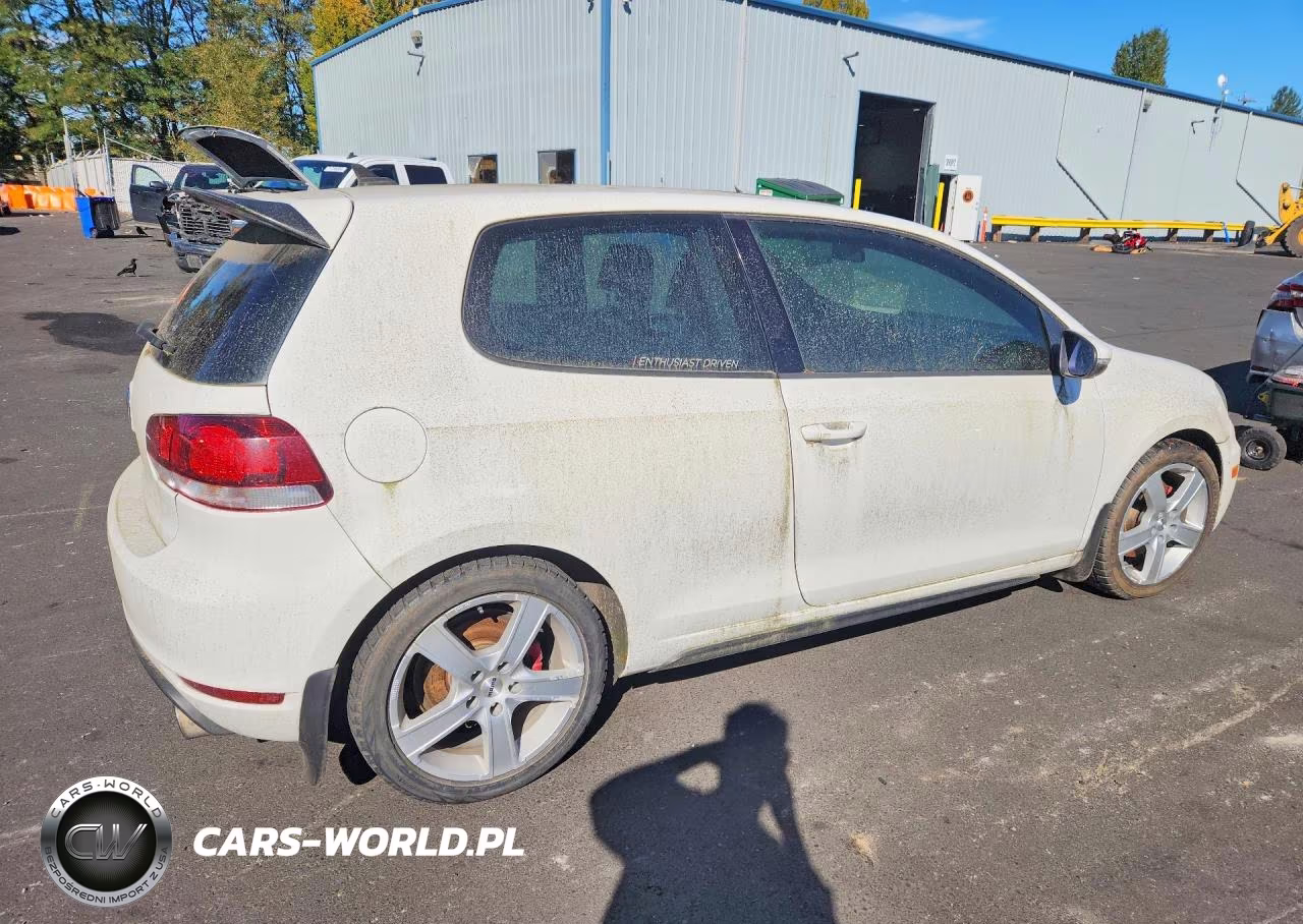 2013 Volkswagen Gti VIN:WVWFD7AJXDW061986 - 3