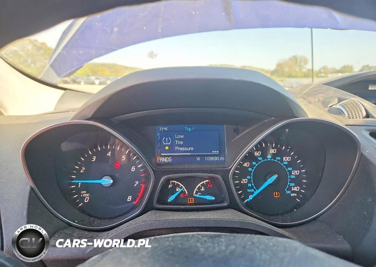 2015 Ford Escape Se VIN:1FMCU0G70FUA01876 - 9
