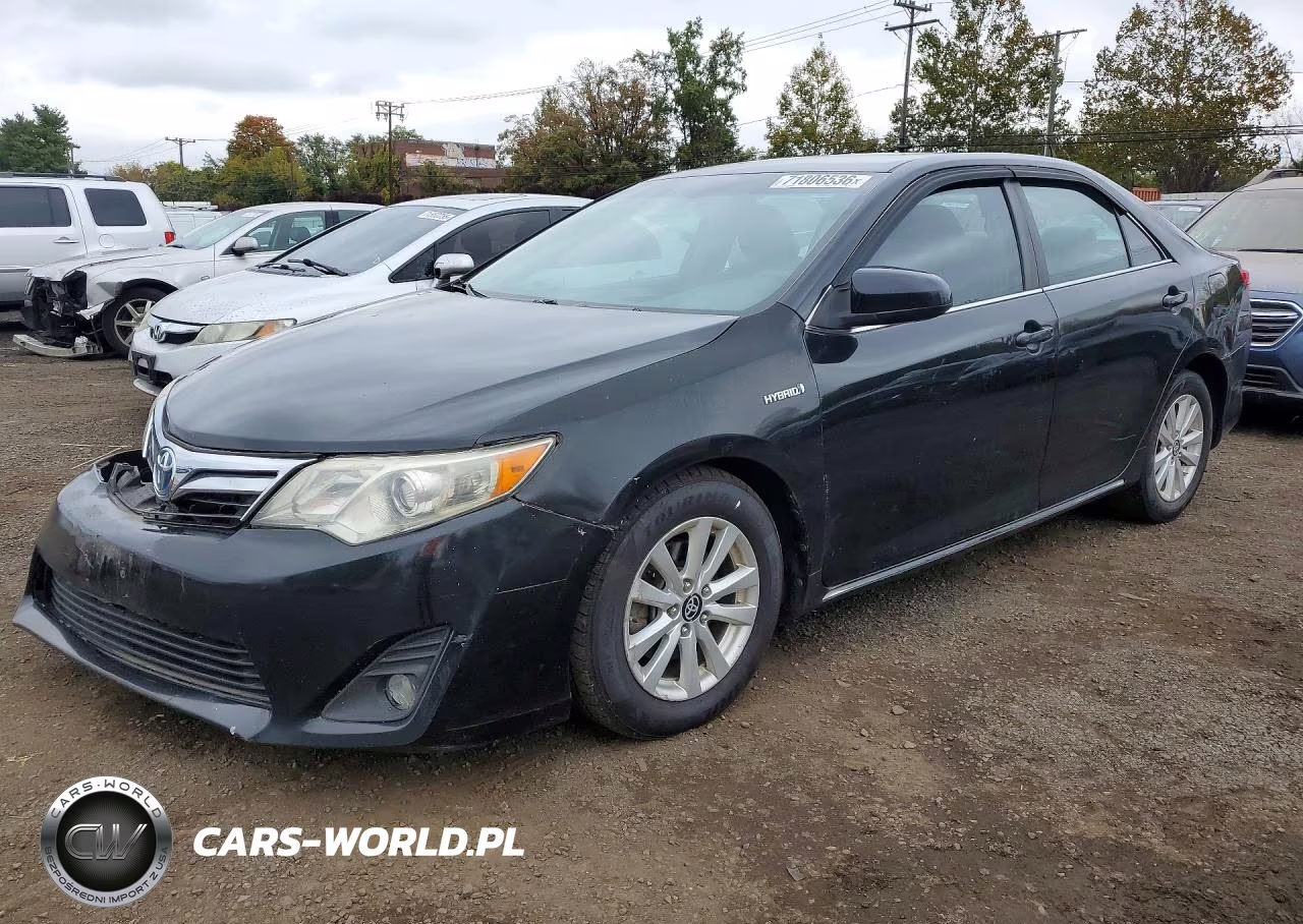 2012 Toyota Camry Hybrid Le – zdjęcie 1 z 12