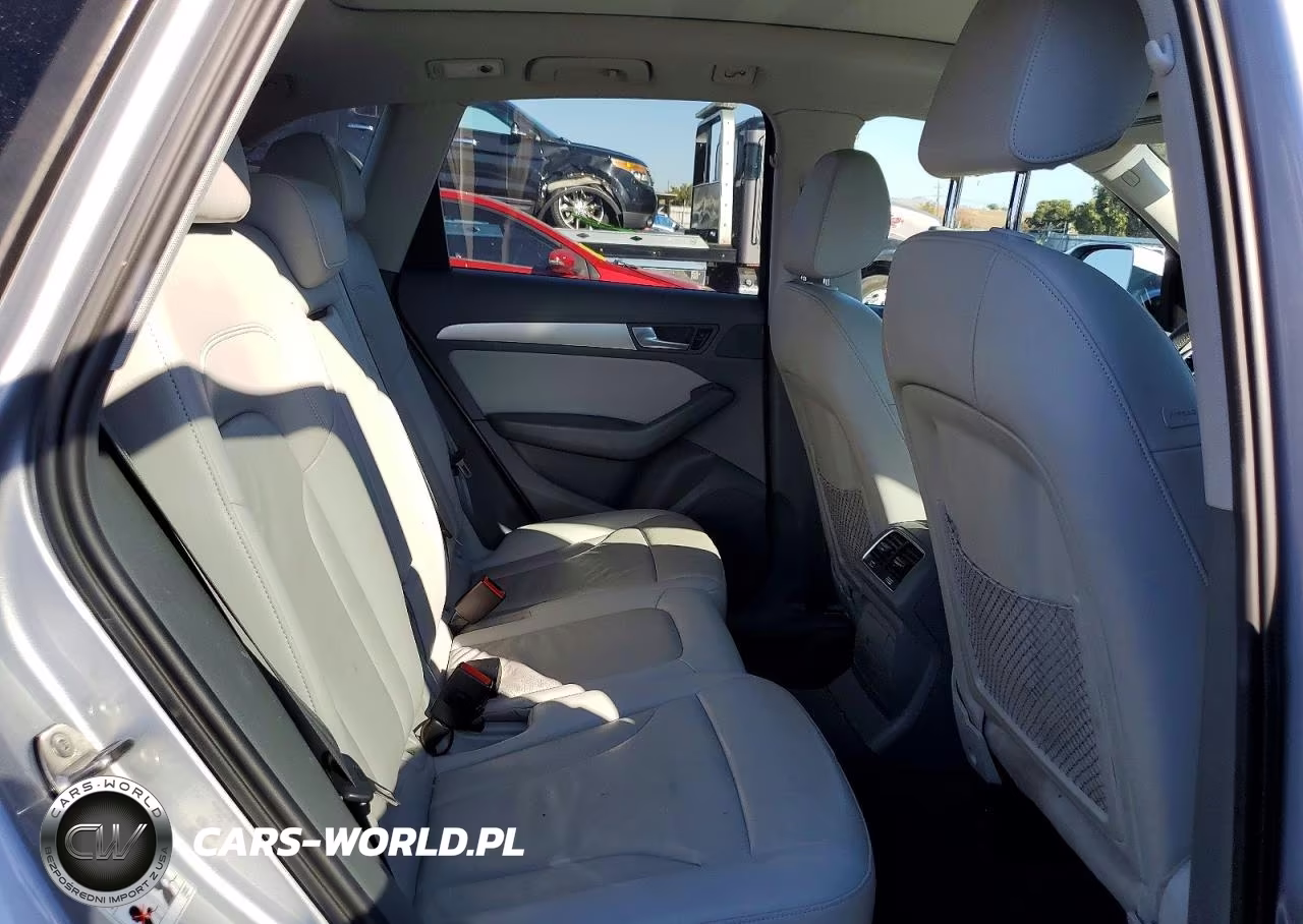 2016 Audi Q5 Premium VIN:WA1C2AFP8GA047700 - 11
