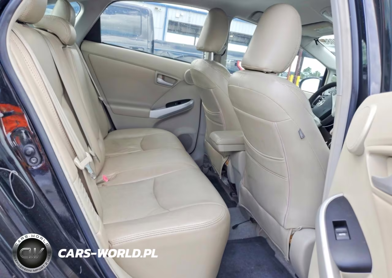 2011 Toyota Prius Three VIN:JTDKN3DU3B0291198 - 10