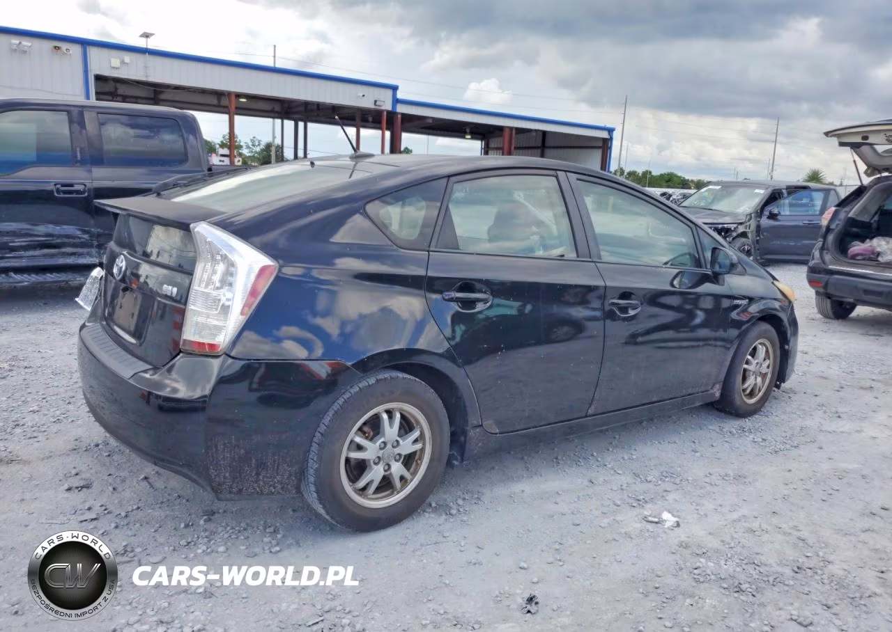 2011 Toyota Prius Three VIN:JTDKN3DU3B0291198 - 3