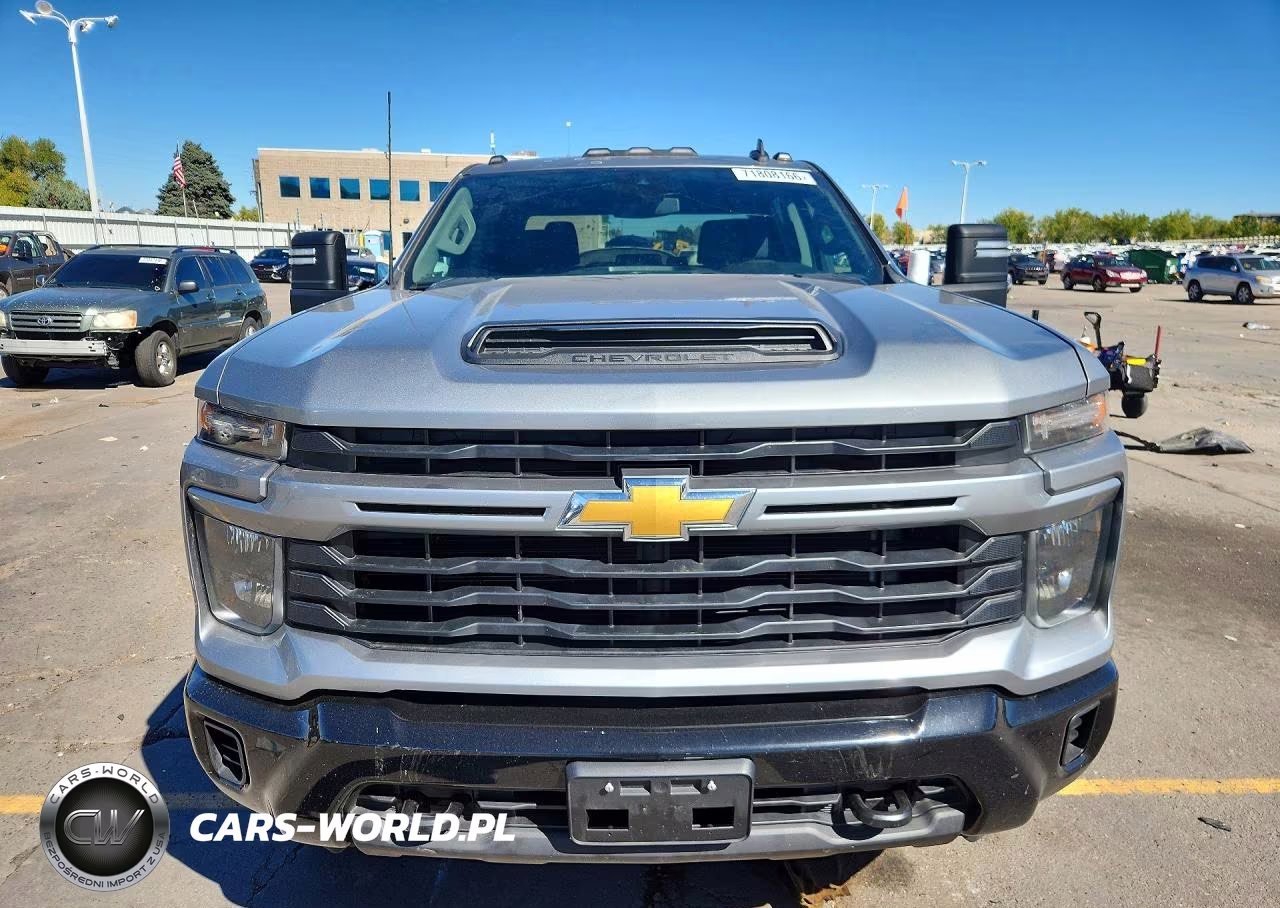 2024 Chevrolet Silverado K2500 Custom VIN:2GC4YME77R1231177 - 5