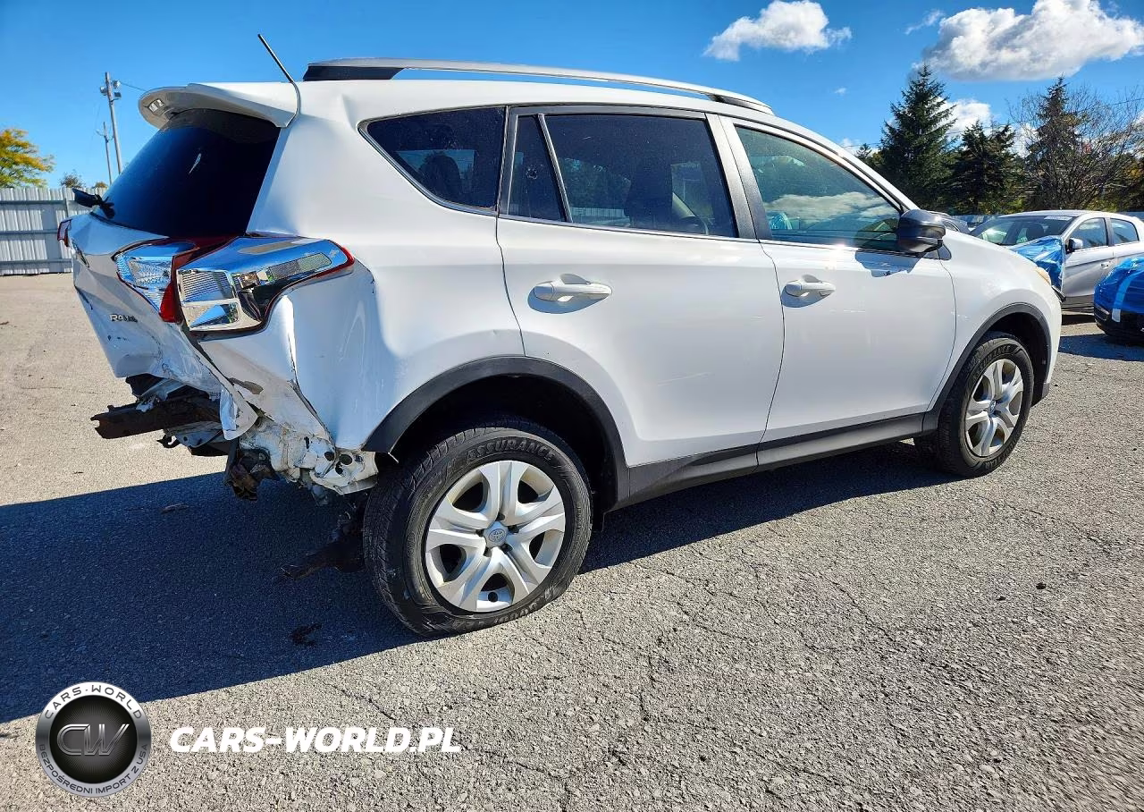 2015 Toyota Rav4 Le VIN:2T3BFREV4FW269560 - 3