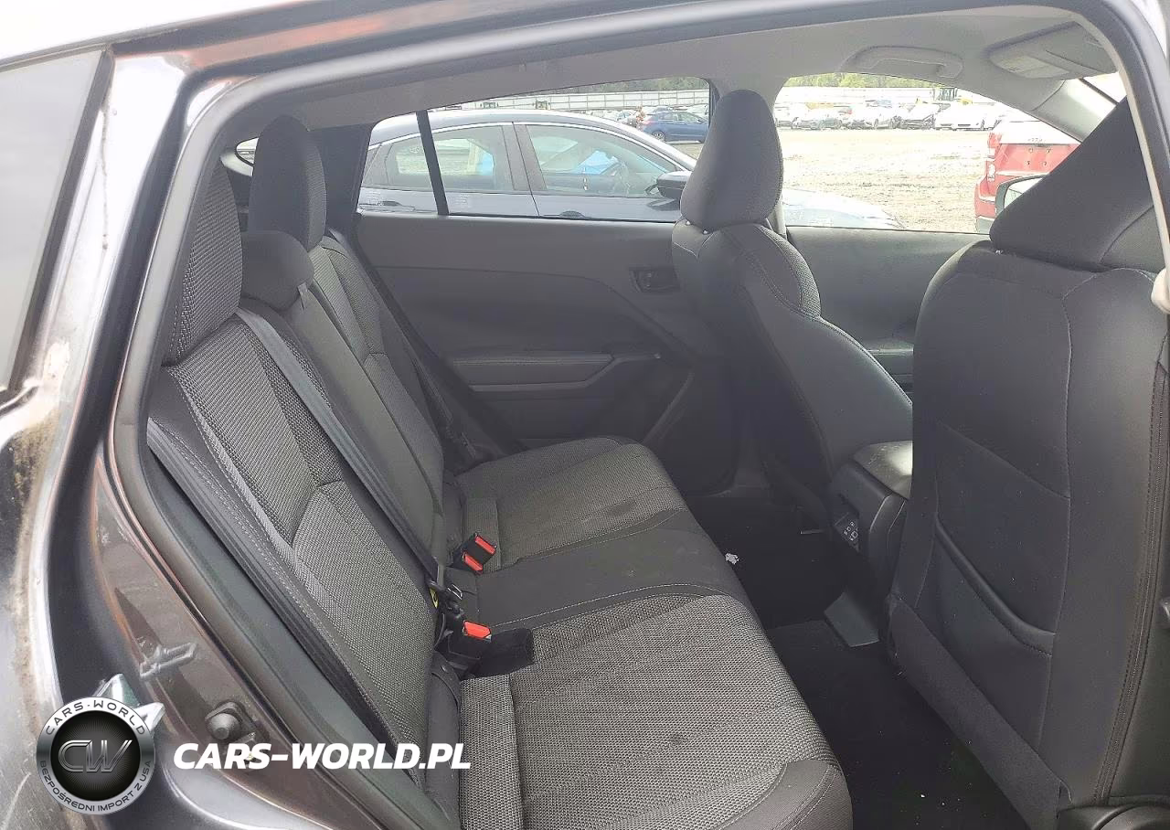 2024 Subaru Crosstrek Premium VIN:JF2GUADC4R8293429 - 11