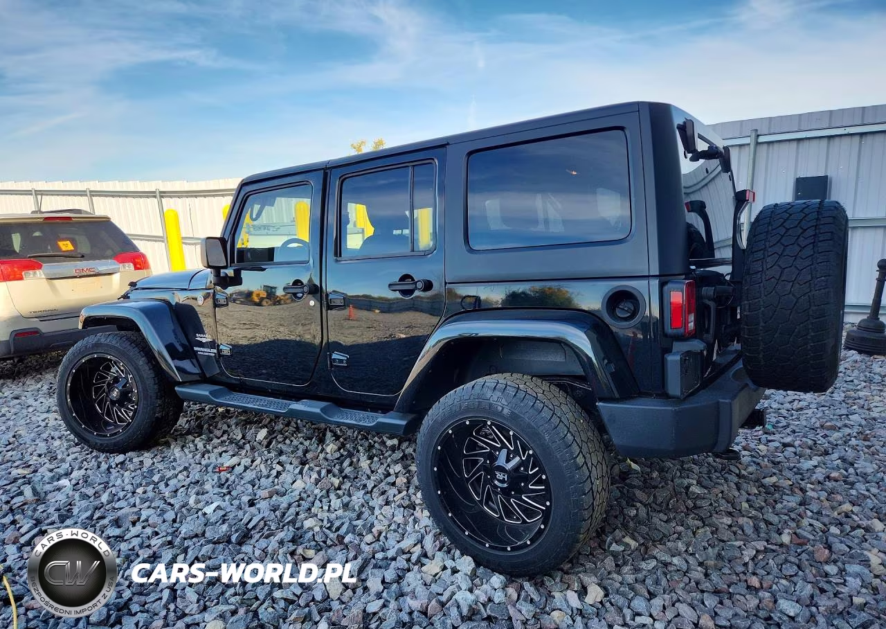 2015 Jeep Wrangler Unlimited Sahara VIN:1C4BJWEG1FL651725 - 2