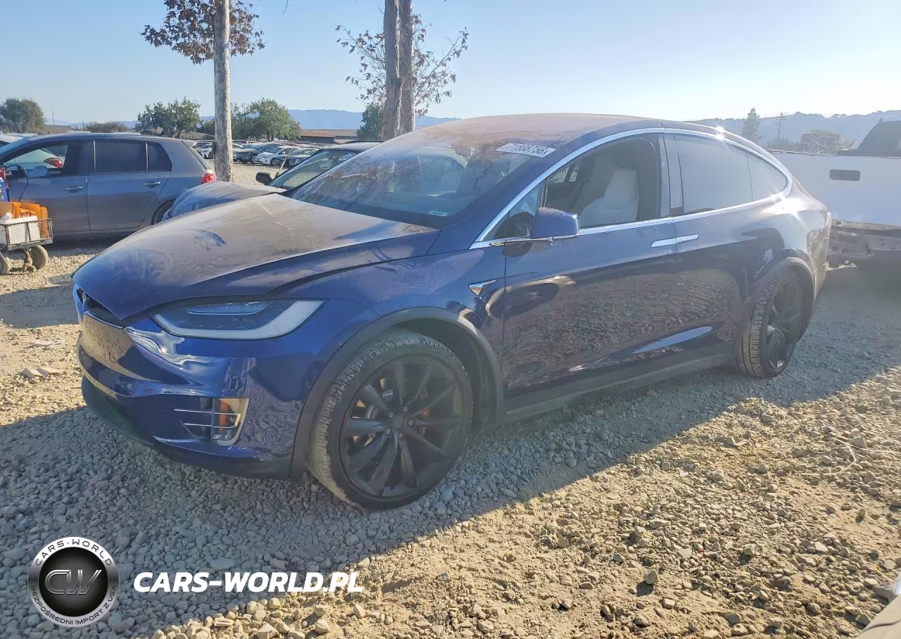 2018 Tesla Model X VIN:5YJXCBE40JF116816 - 1