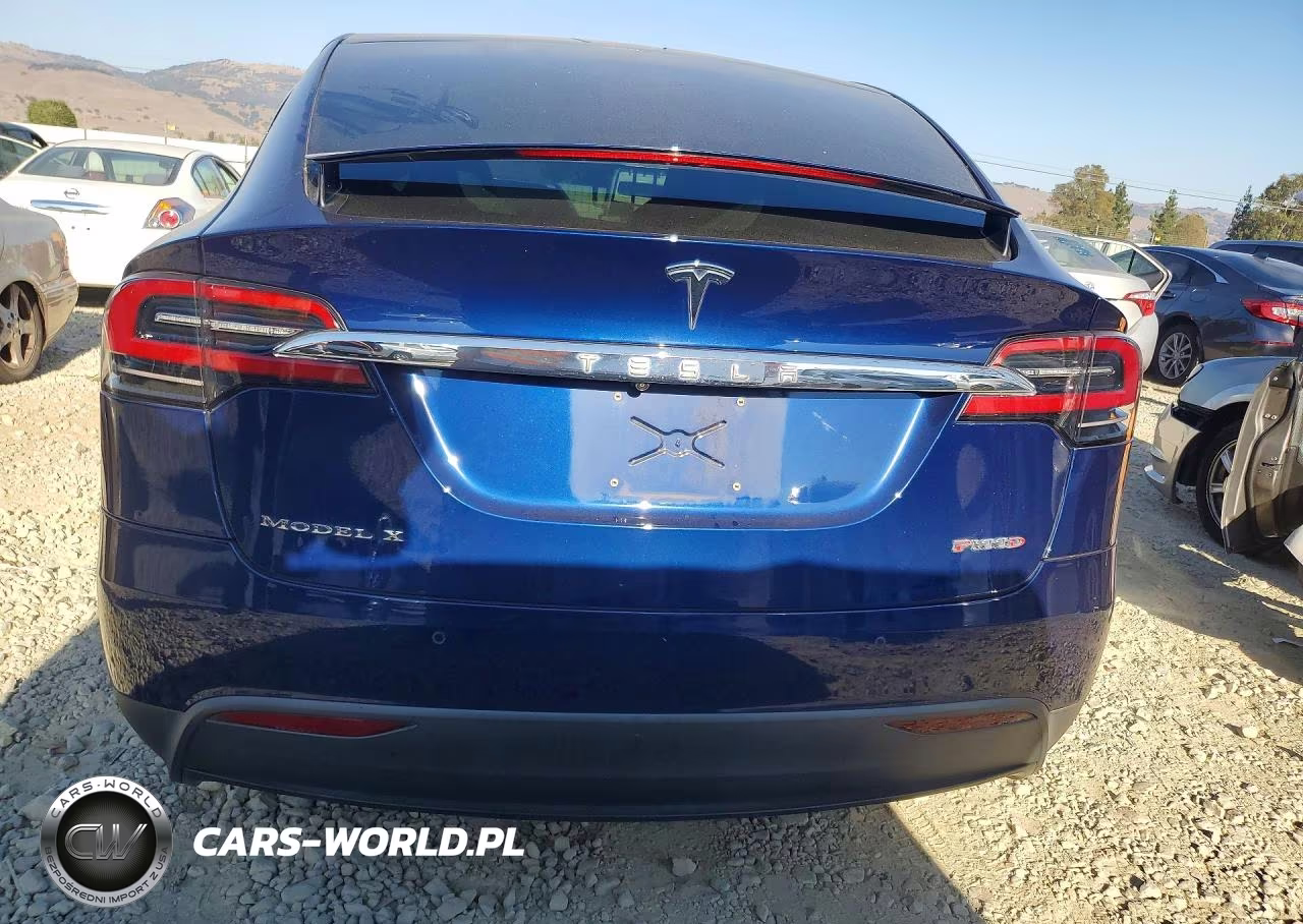 2018 Tesla Model X VIN:5YJXCBE40JF116816 - 6