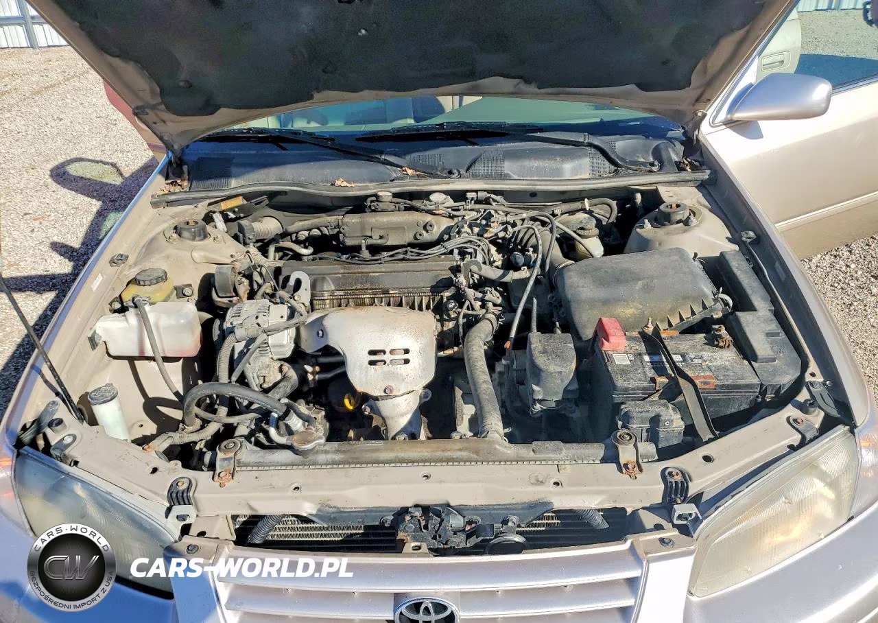 1999 Toyota Camry Le VIN:JT2BG22K5X0326667 - 11