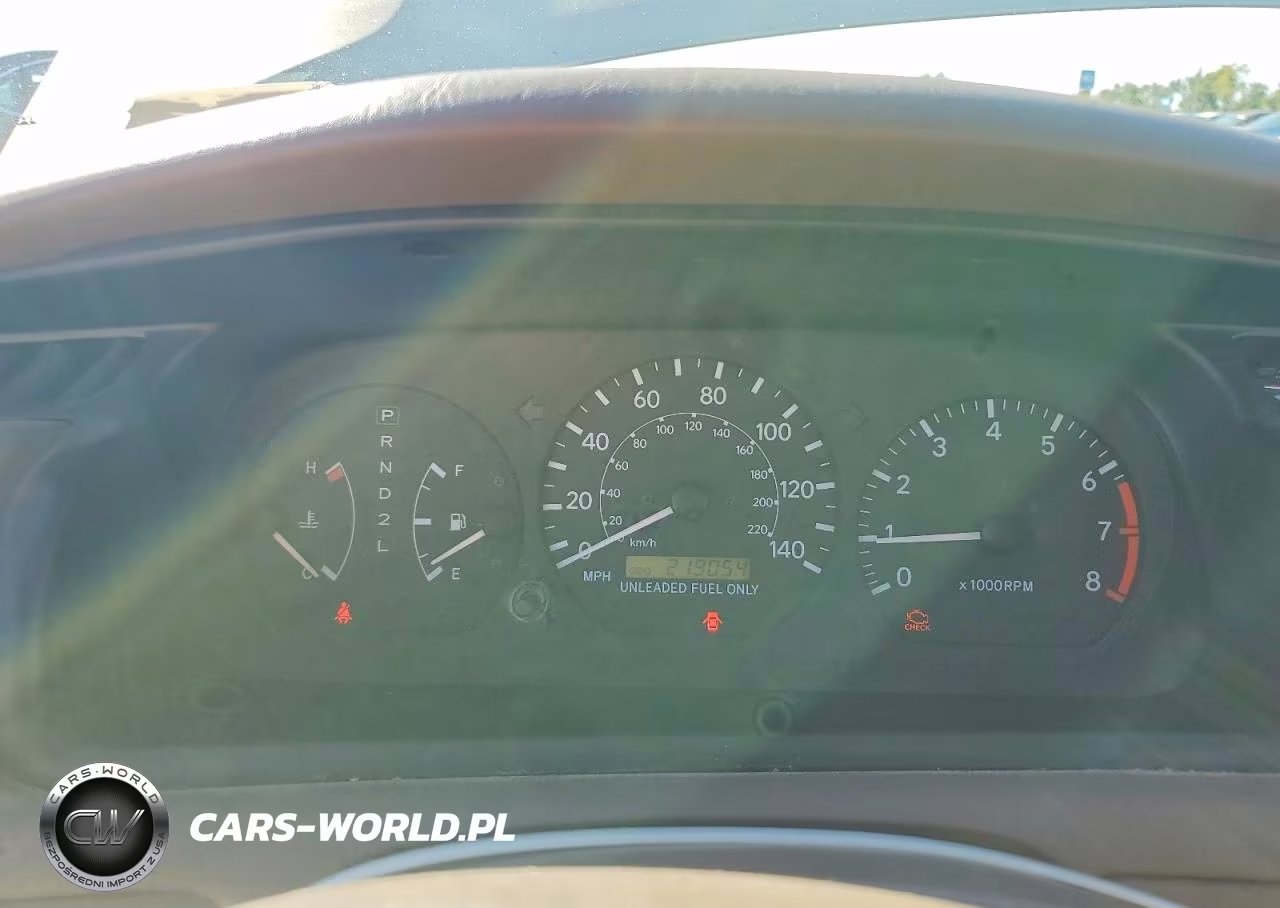 1999 Toyota Camry Le VIN:JT2BG22K5X0326667 - 9