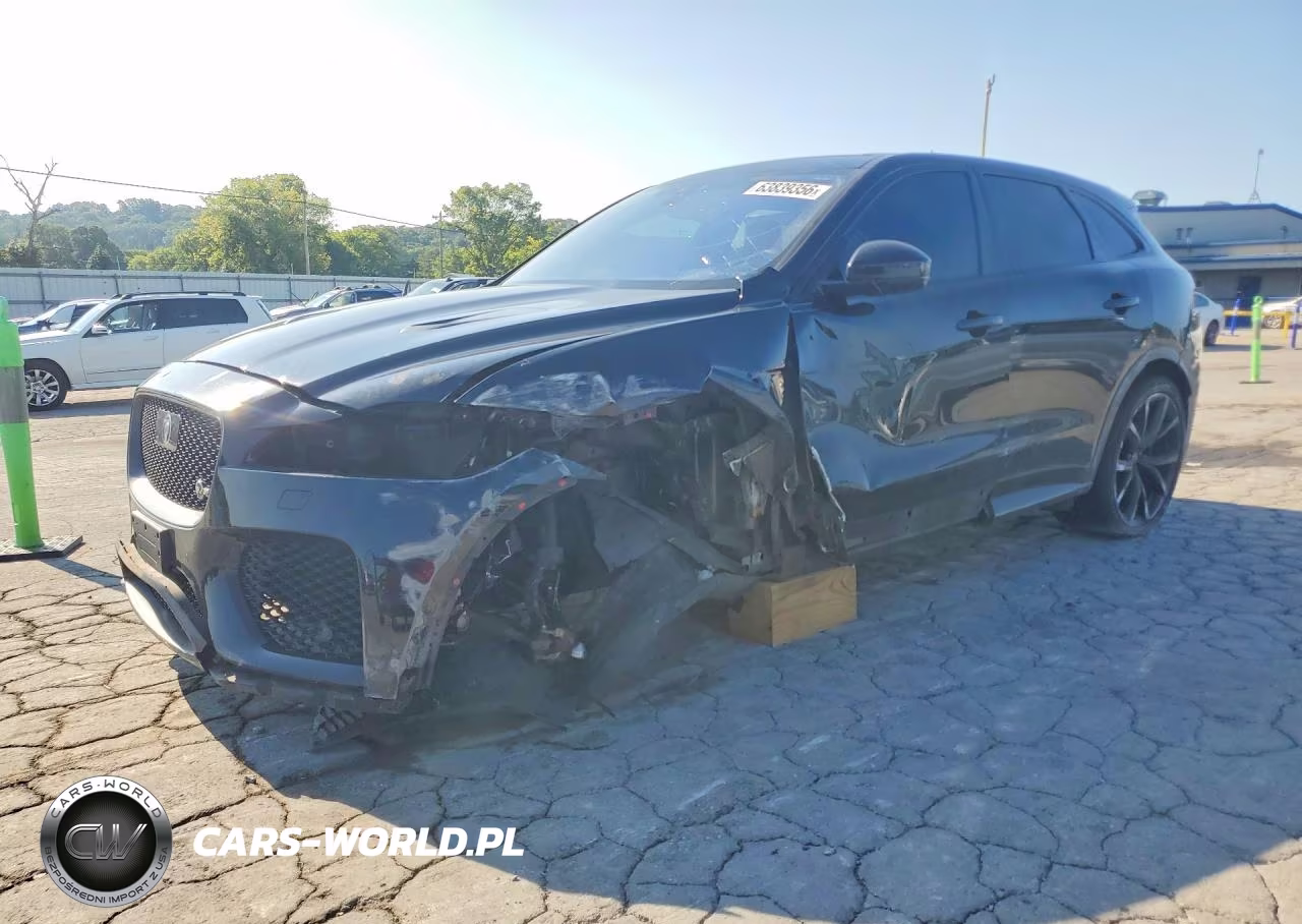 2020 Jaguar F-Pace Svr
