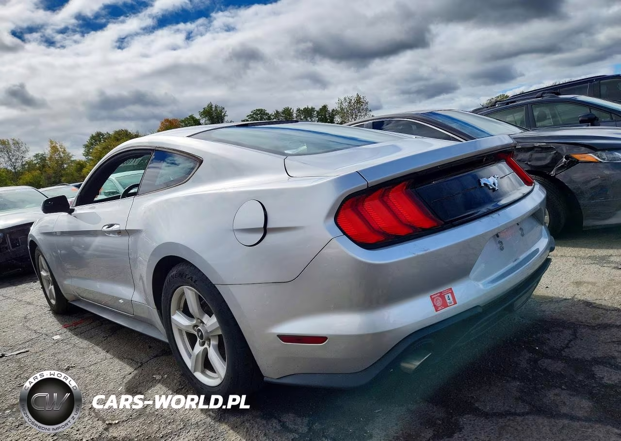 2018 Ford Mustang VIN:1FA6P8TH1J5182386 - 2