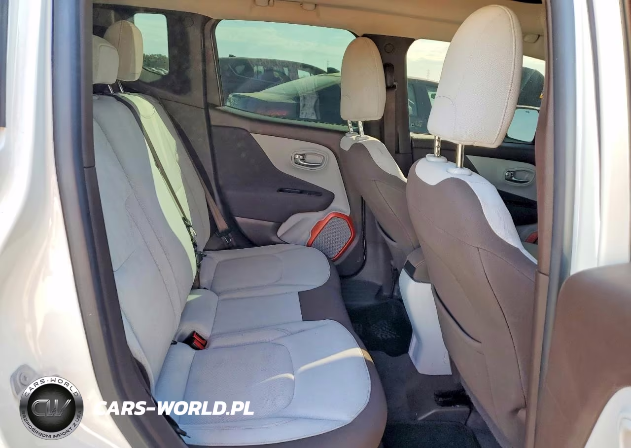 2015 Jeep Renegade Latitude VIN:ZACCJABT2FPC34599 - 10