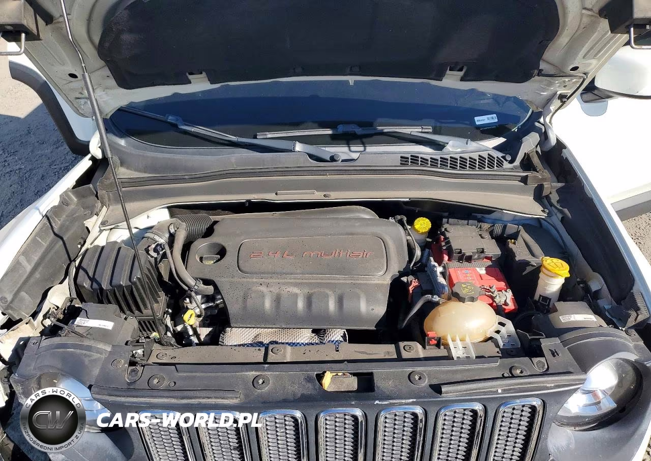 2015 Jeep Renegade Latitude VIN:ZACCJABT2FPC34599 - 11