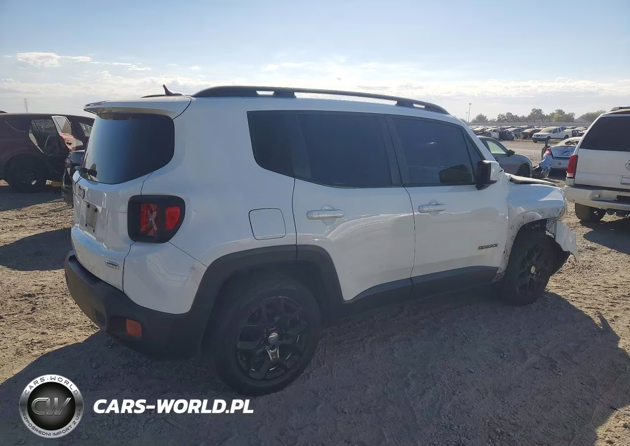 2015 Jeep Renegade Latitude VIN:ZACCJABT2FPC34599 - 3