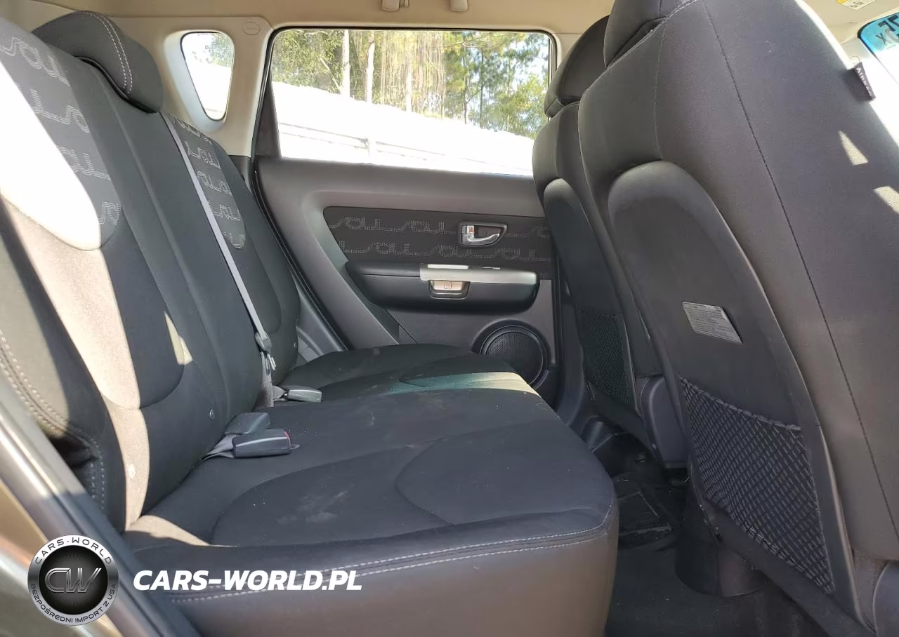 2012 Kia Soul + VIN:KNDJT2A63C7398925 - 10
