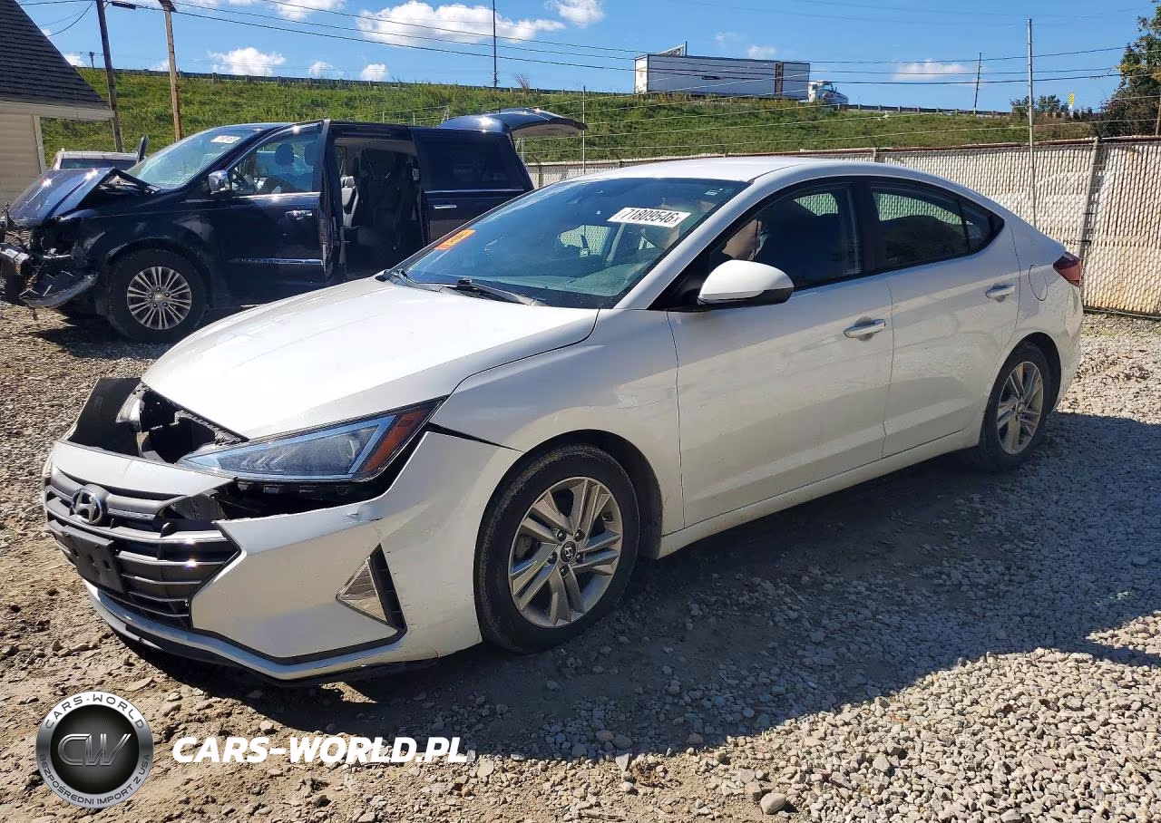2019 Hyundai Elantra Sel VIN:5NPD84LF7KH428252 - 1